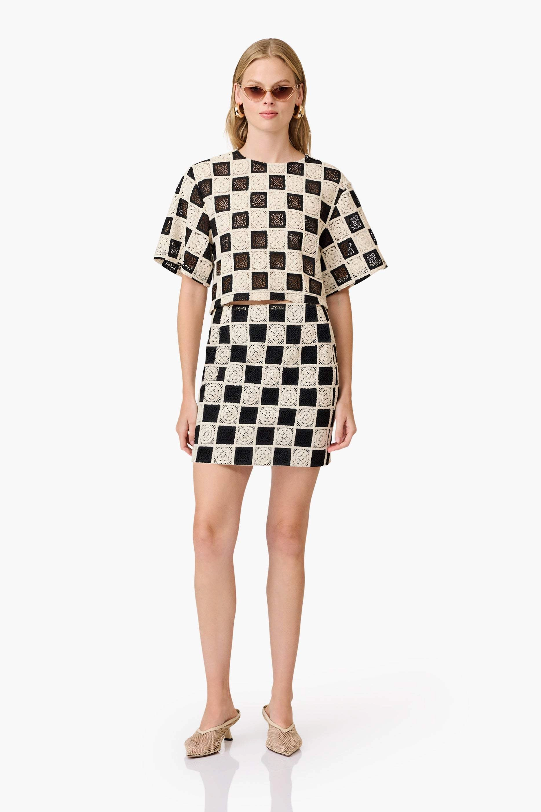 Warm Soft Elegant Vibe CURAAE Soho Crochet Mini Skirt in Black & White