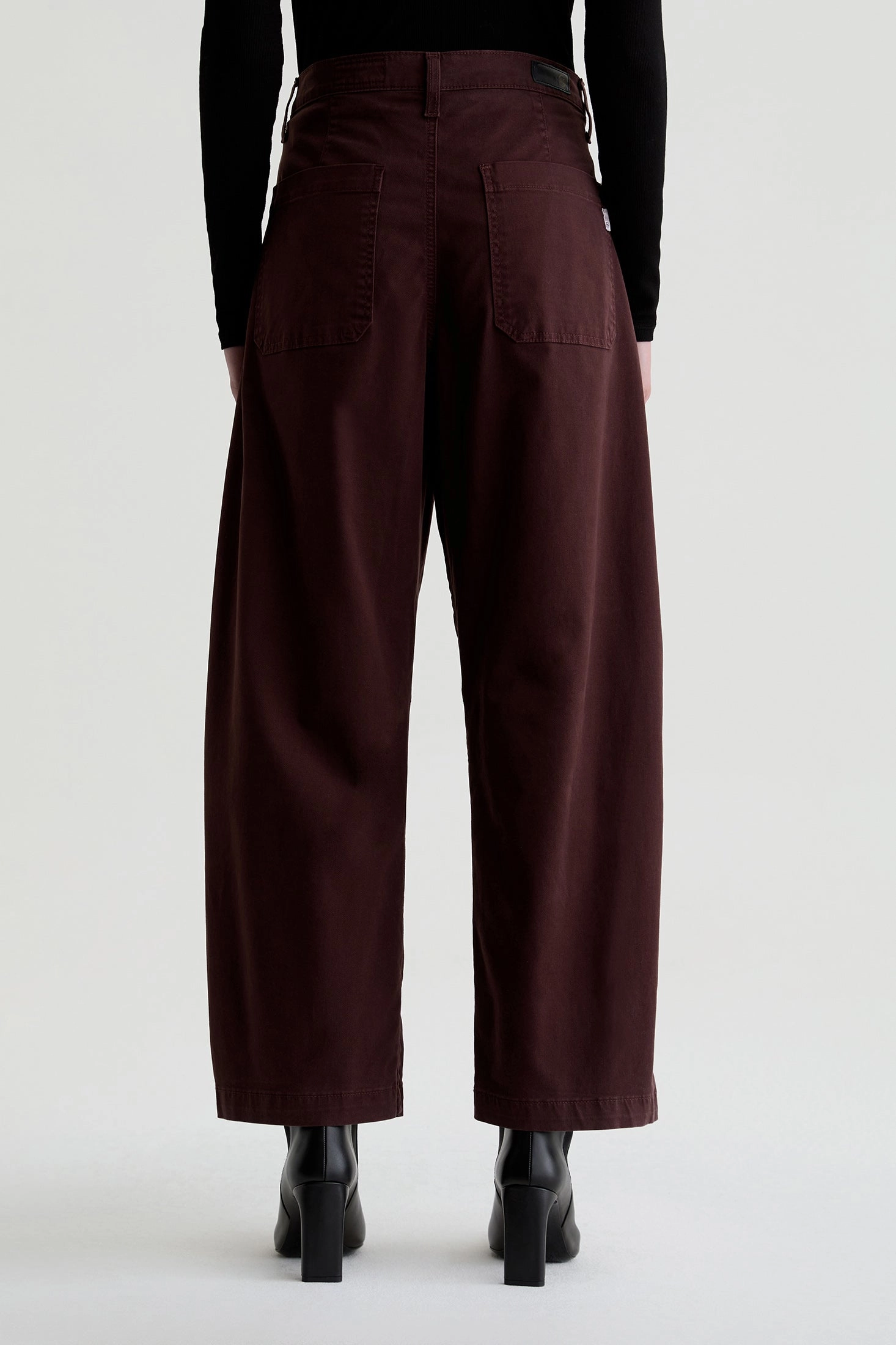 *COMING SOON* FIONA IN COFFEE BEAN Brunch Outfit Traveler Gear