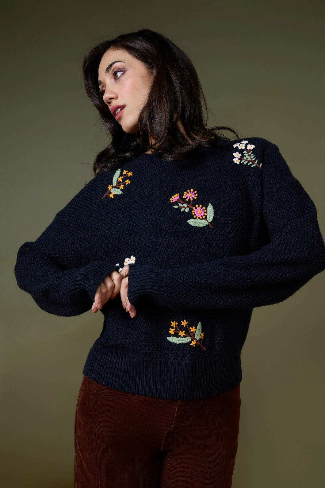 Light Fit Design Timeless Design Elsie Embroidered Jumper