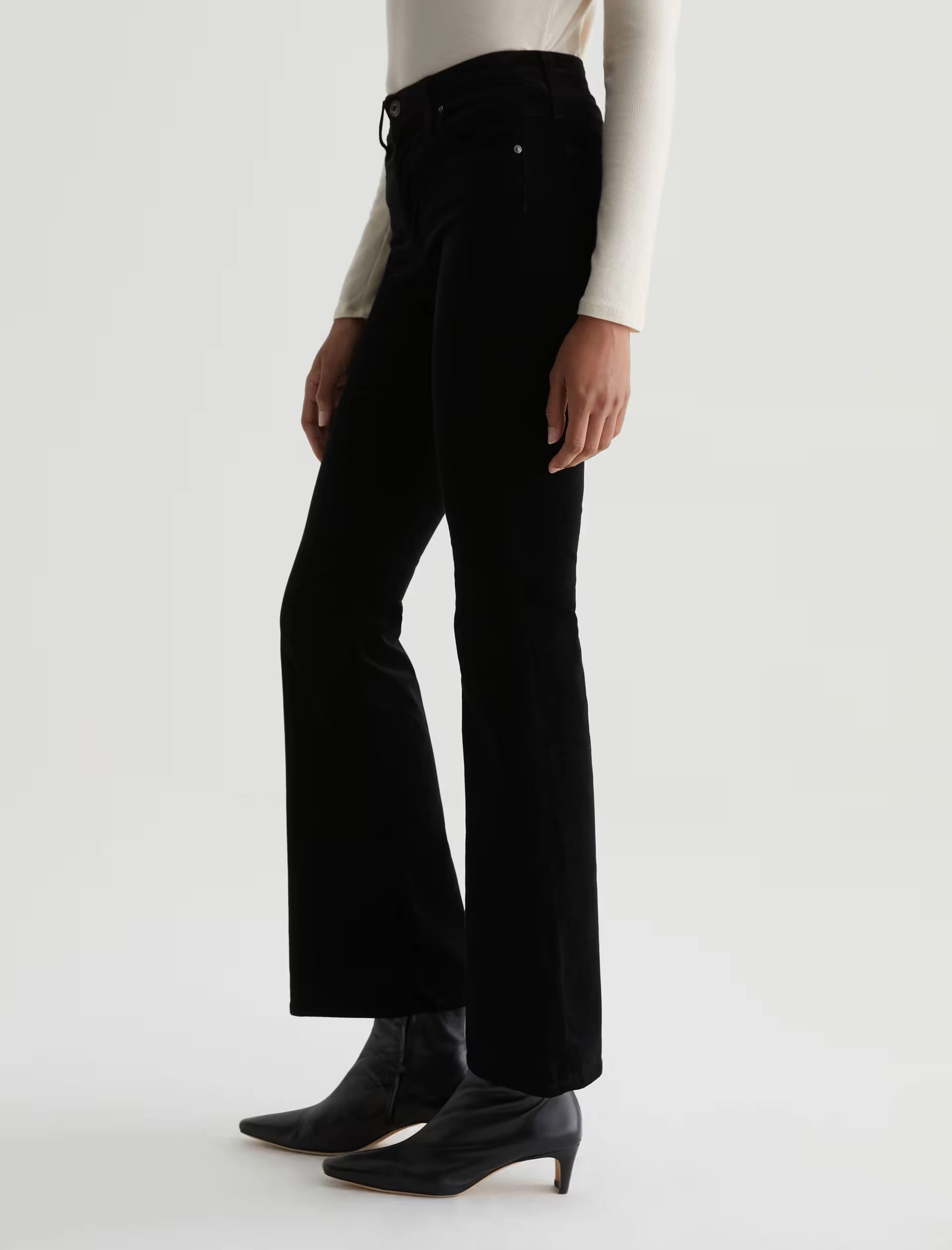 FARRAH BOOT VELVET IN SUPER BLACK Weekend Style Modern Plain style