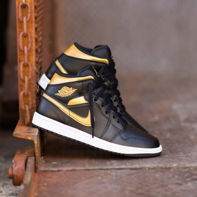 Neutral Control Mens Air Jordan 1 Mid (Black/Metallic Gold/White)