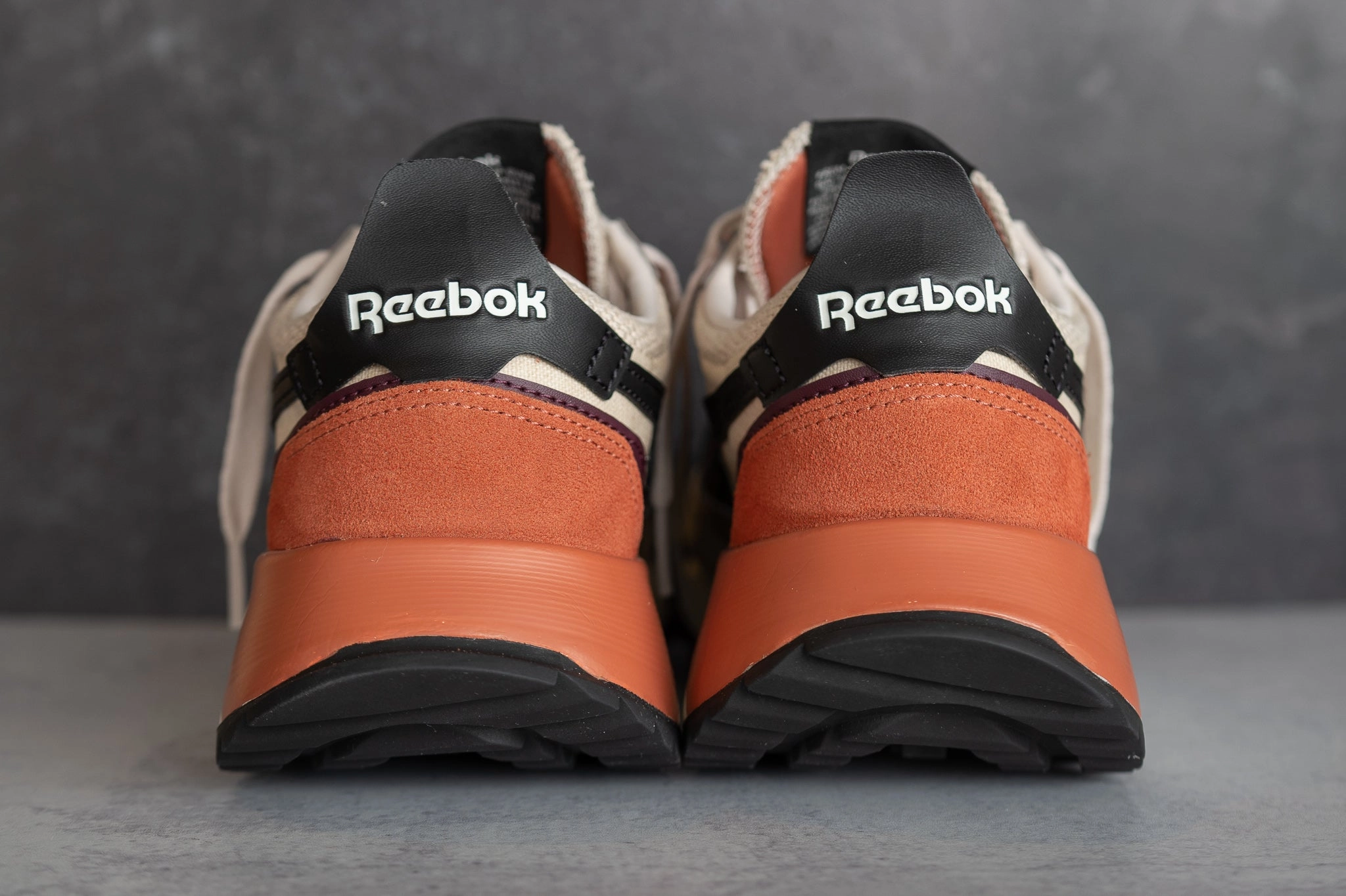 Reebok CL Legacy (Stucco) Flattering performance Cool Weather