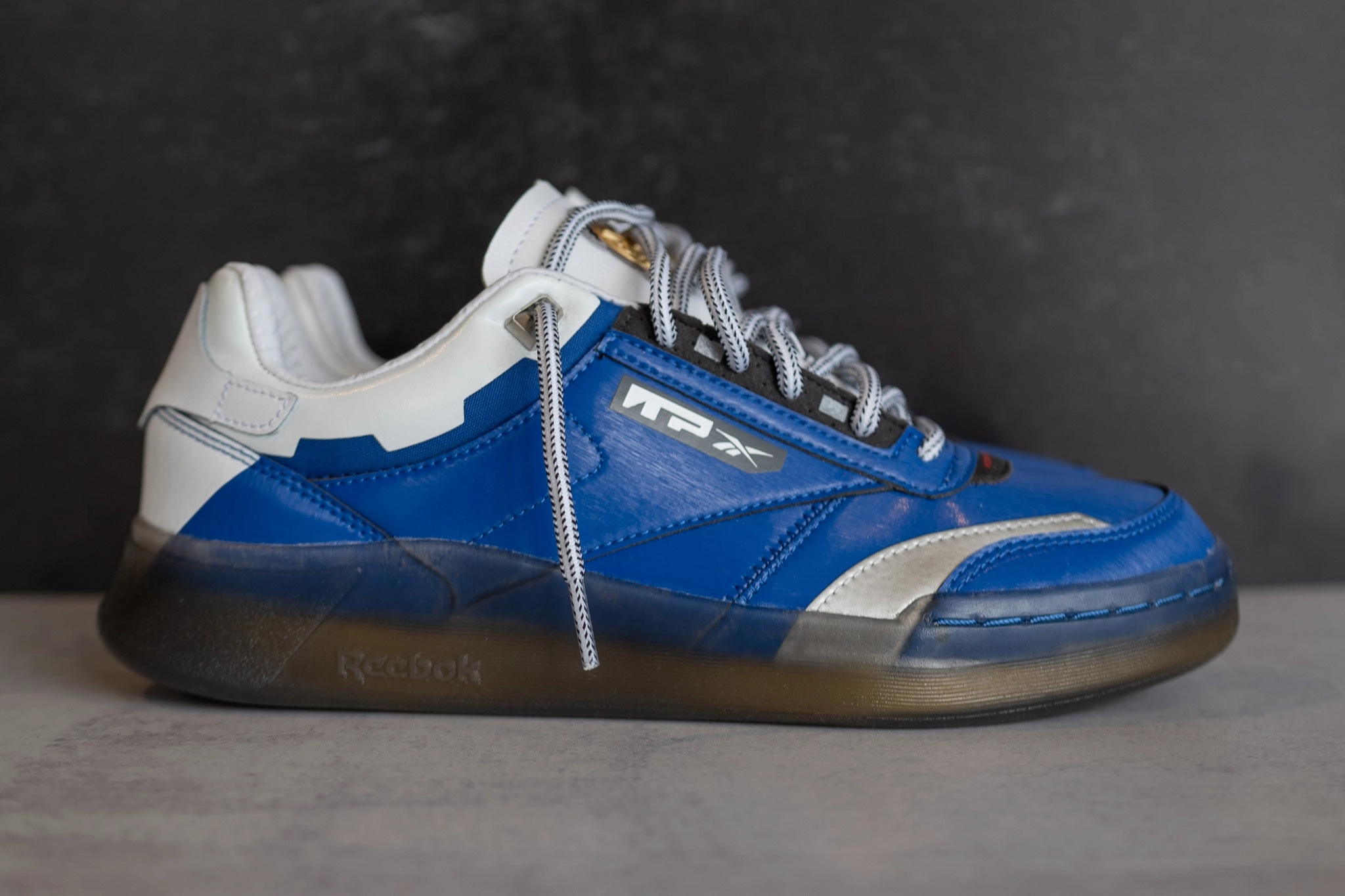 Reebok Power Rangers Club C (Deep Blue) Calm Motion Max Agility