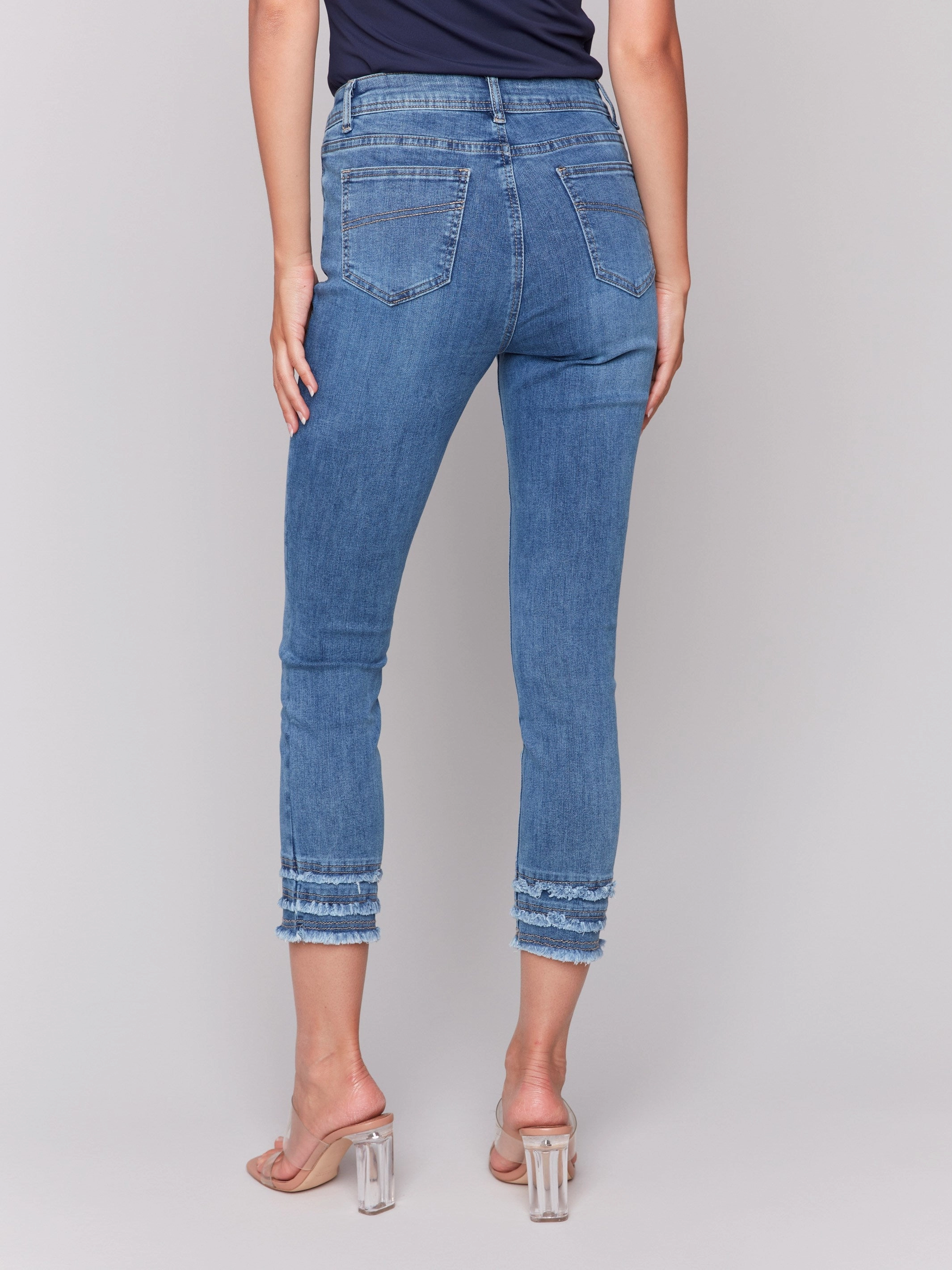 Frayed Hem Cropped Denim Pants - Medium Blue Wear It All