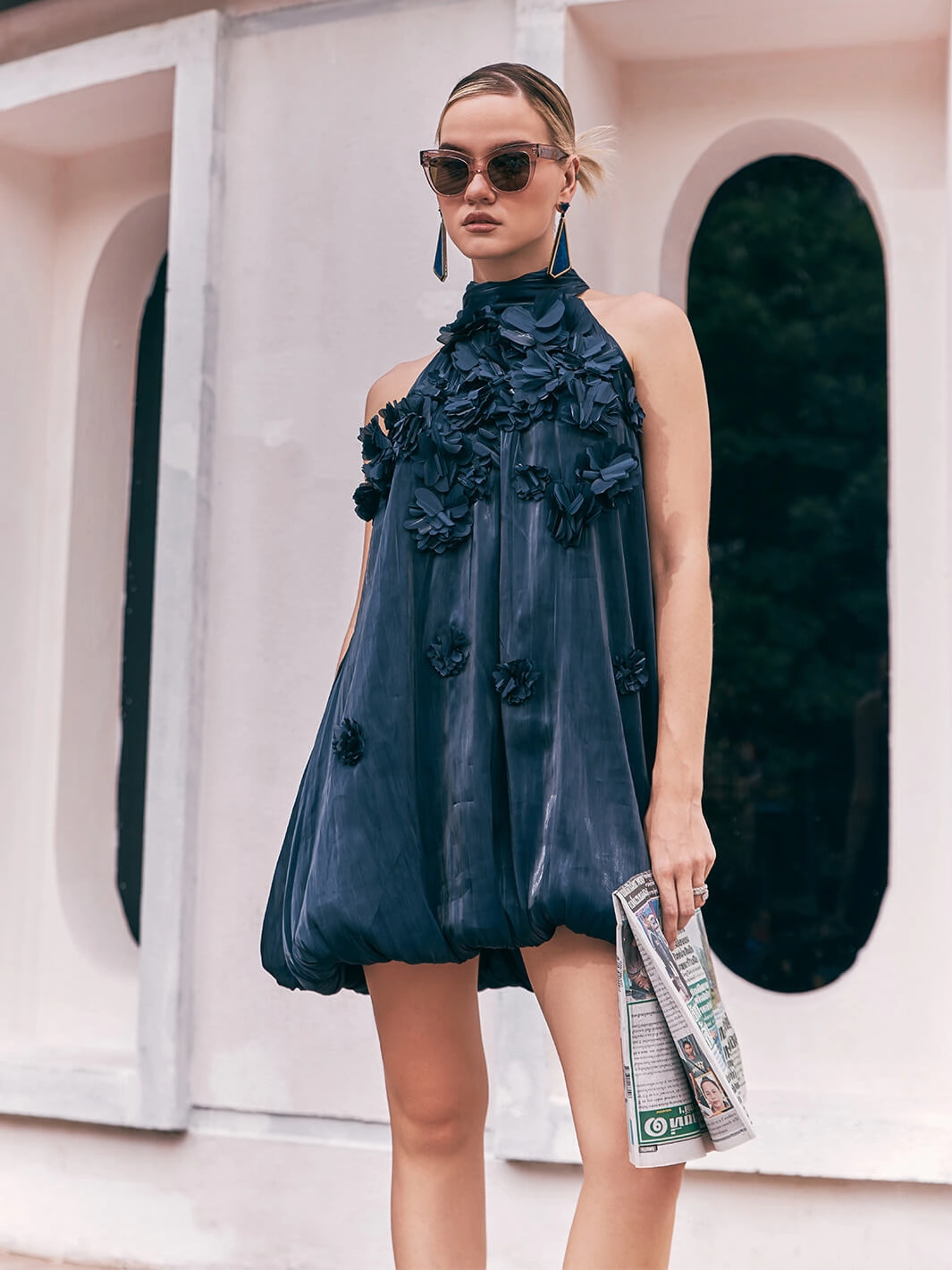 Layered Volume Timeless Shape Manhattan Organza Applique Floral Dress