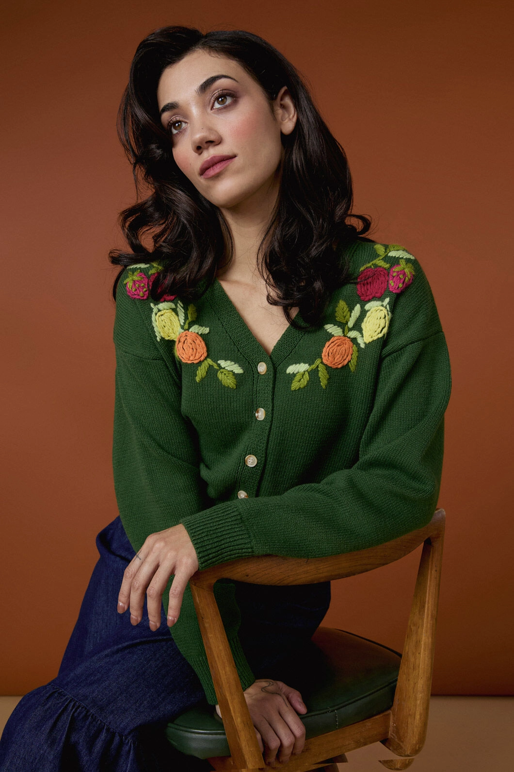 Cold Weather Wear Breathable Base Fruit Embroidered Cardigan