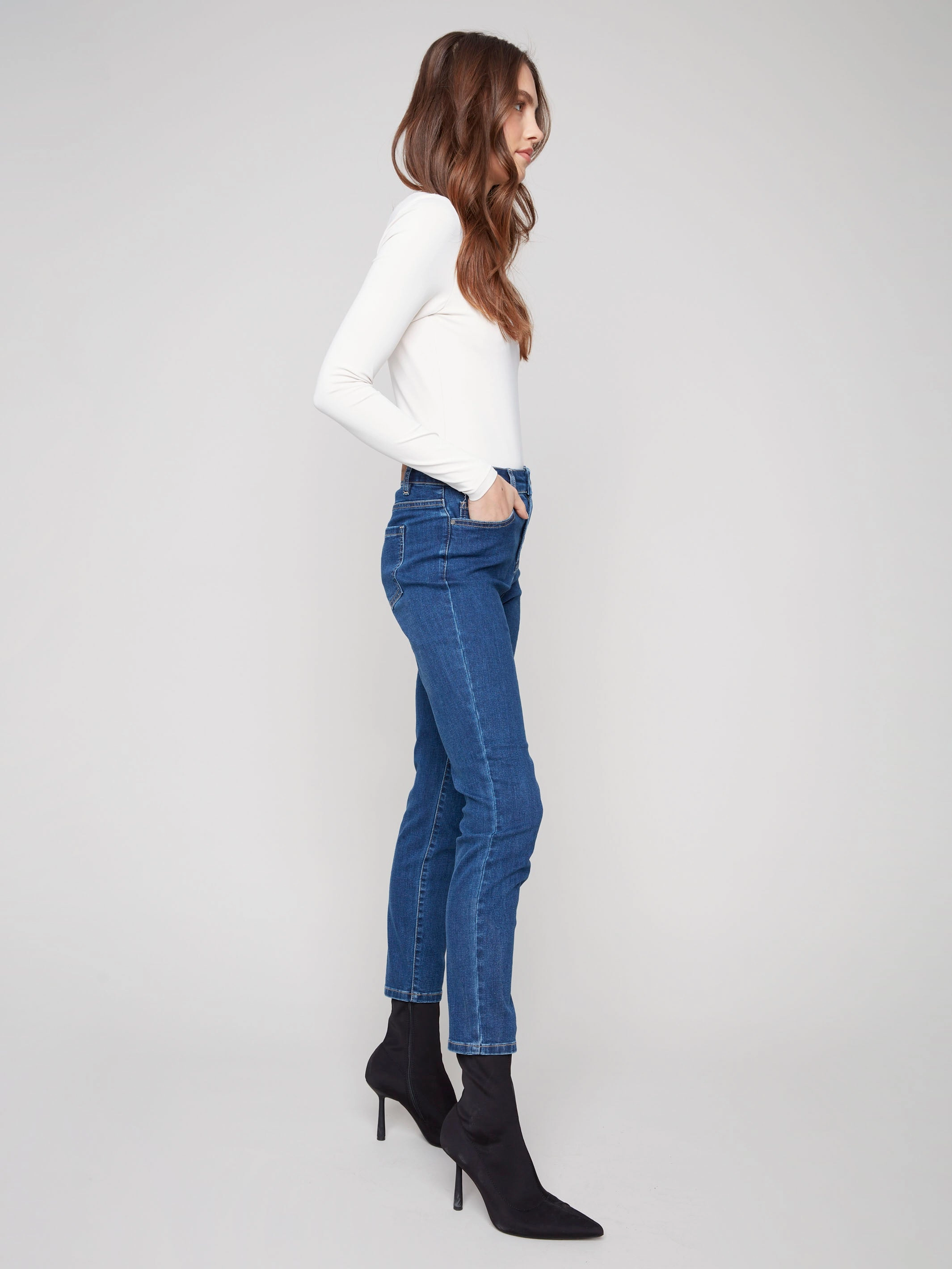 Claudia Slim Leg Jeans - Indigo Streetwear Fan Beach Day