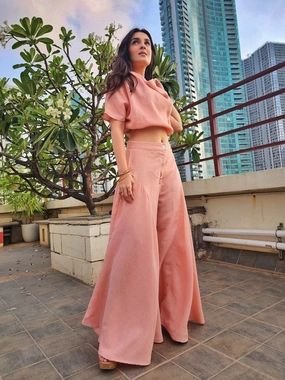 Premium Fabric Flattering Layers Tarsus Top