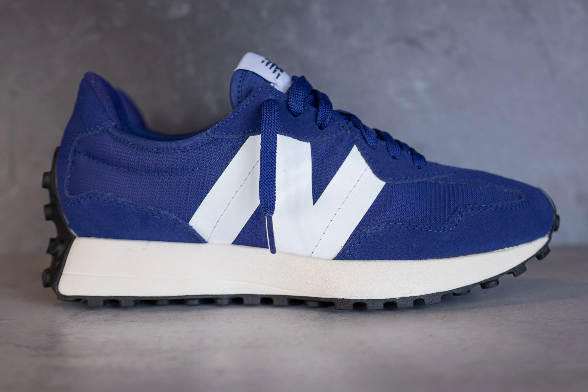 Stable Motion Anti Static Materials Mens New Balance 327 (Cobalt Blue) - MS327GA