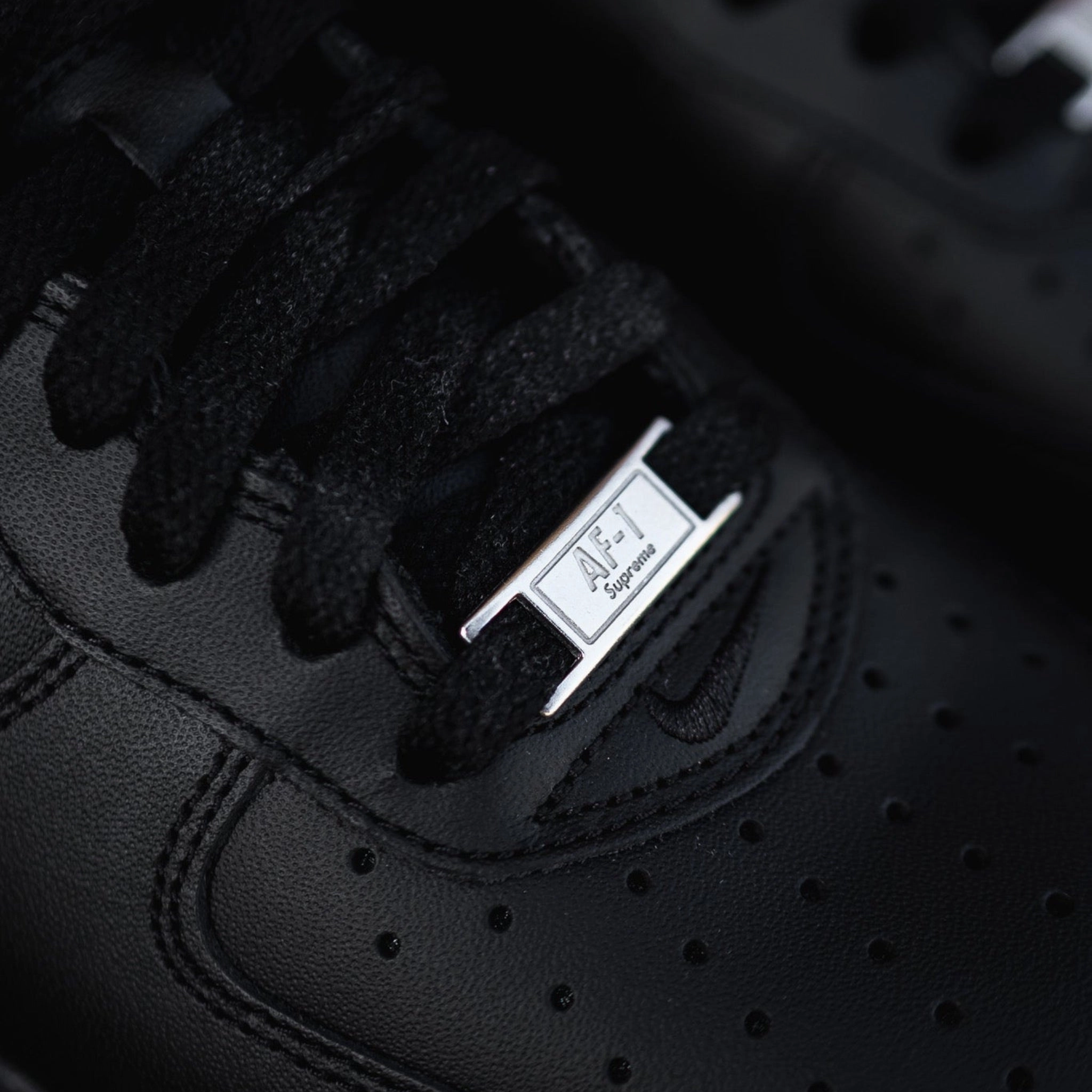 Quick Dry Liner Trail Comfort Nike x Supreme Air Force 1 Low SP (Black)