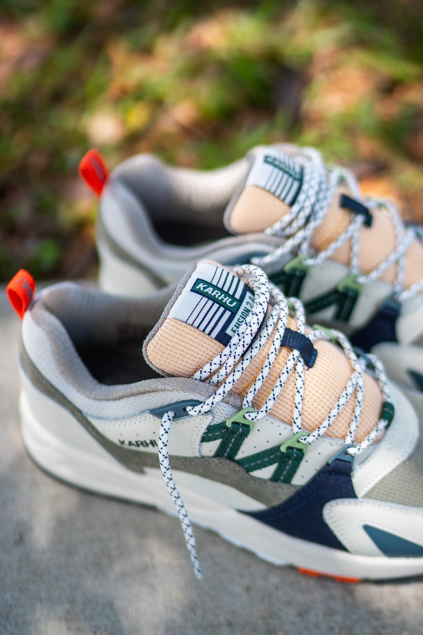 Karhu Fusion 2.0 (Lily White/Foliage Green) Light Pace