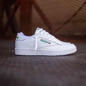 Anti Odor Tech Everyday Shoes Mens Reebok Club C 85 (White/Green)
