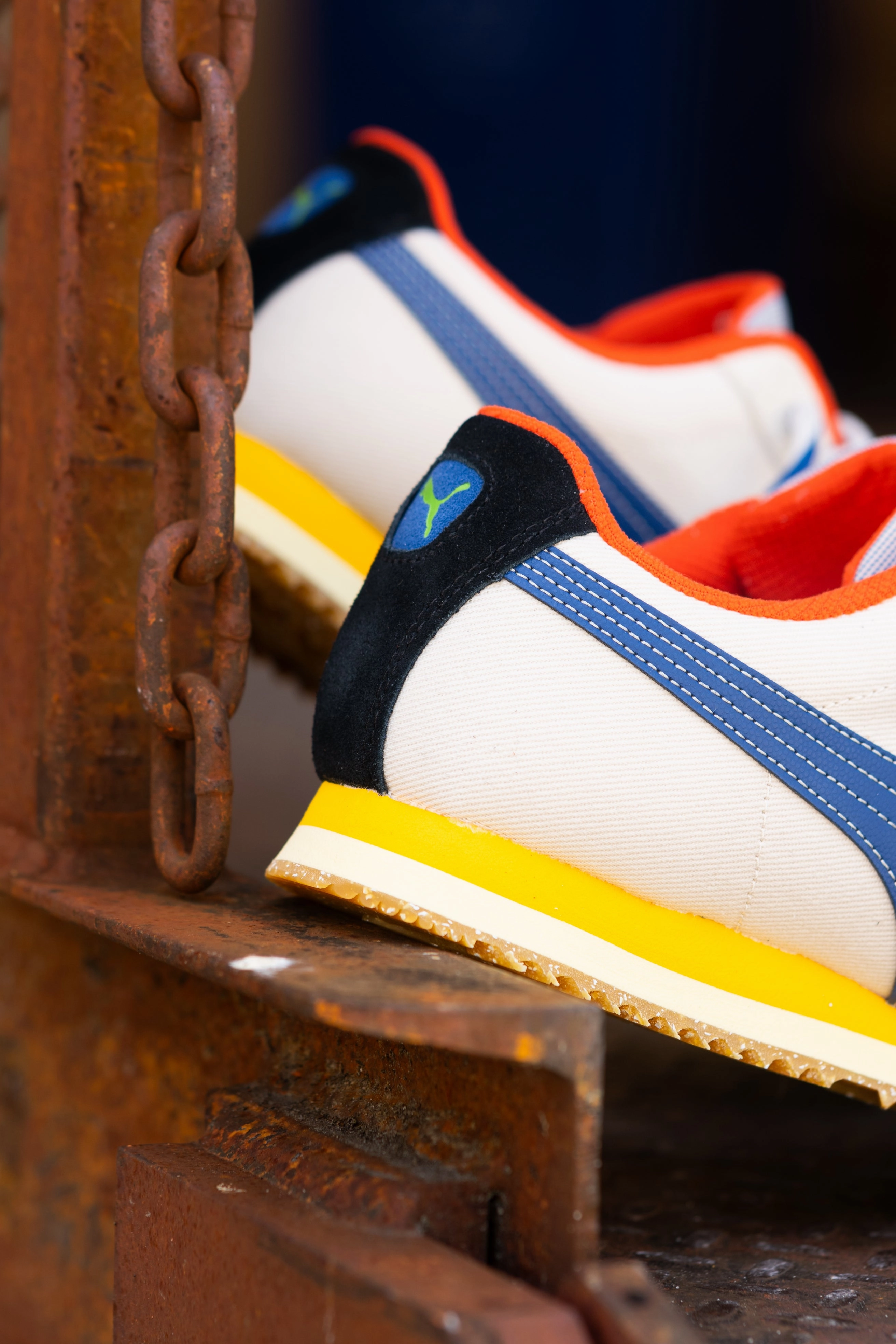 Fashionable Look Mens Puma Roma Podium (Clyde Royal/Creamy Vanilla)