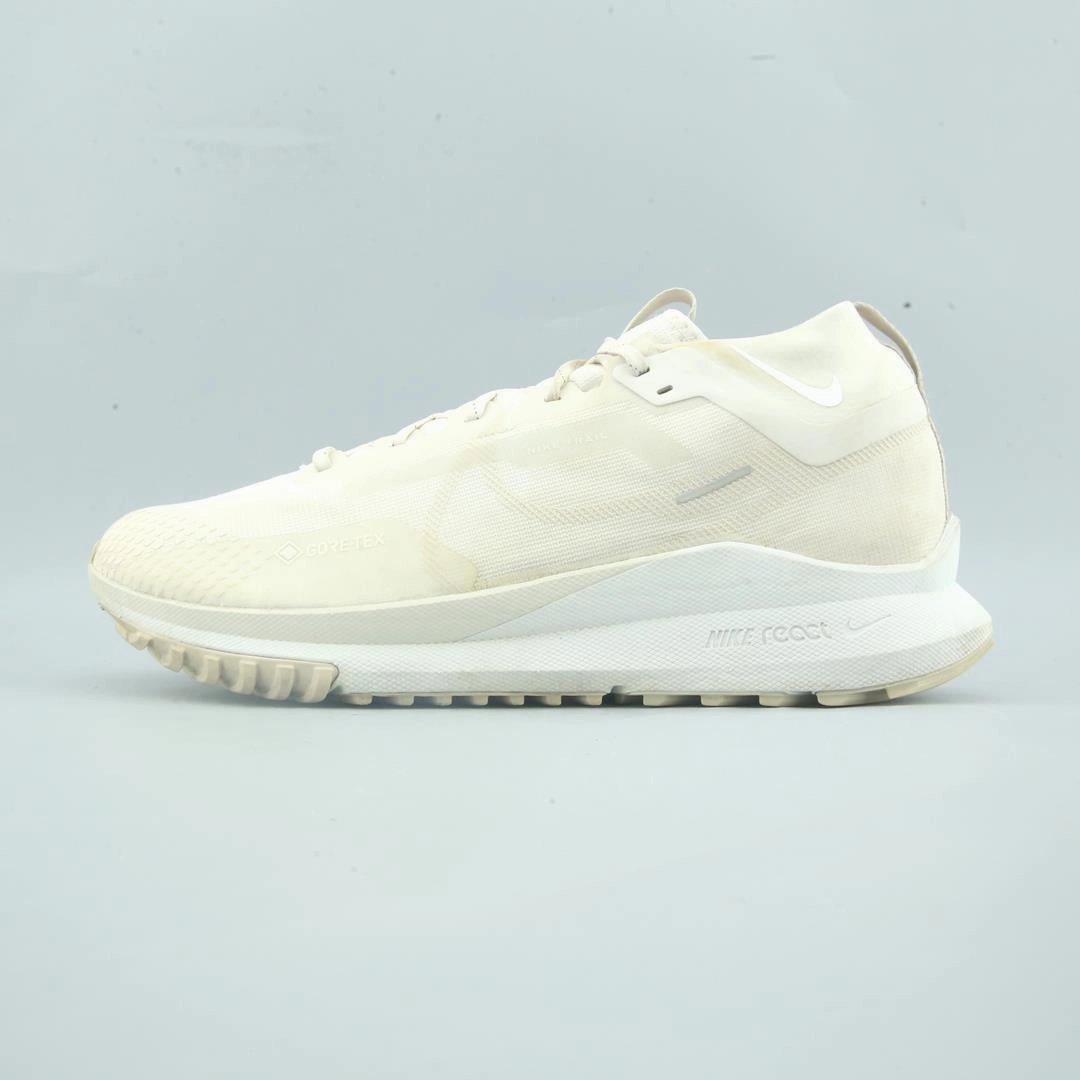 Comfortable Insole Balanced Sole NIKE REACT PEGASUS TRAIL 4 GORE-TEX