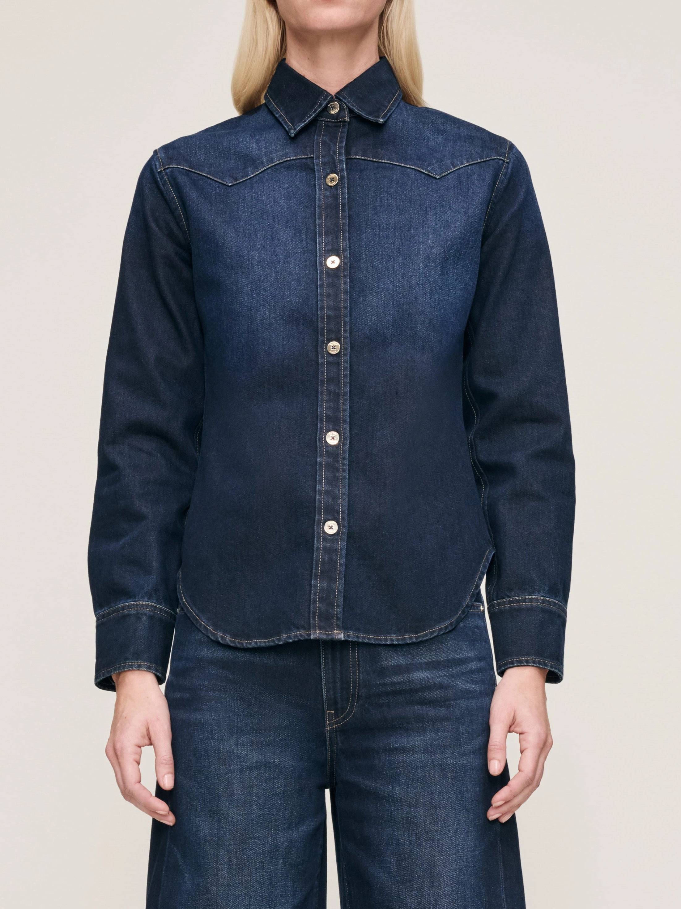 INES SHIRT IN VENTURA AntiSnagTechnology Holiday Glow