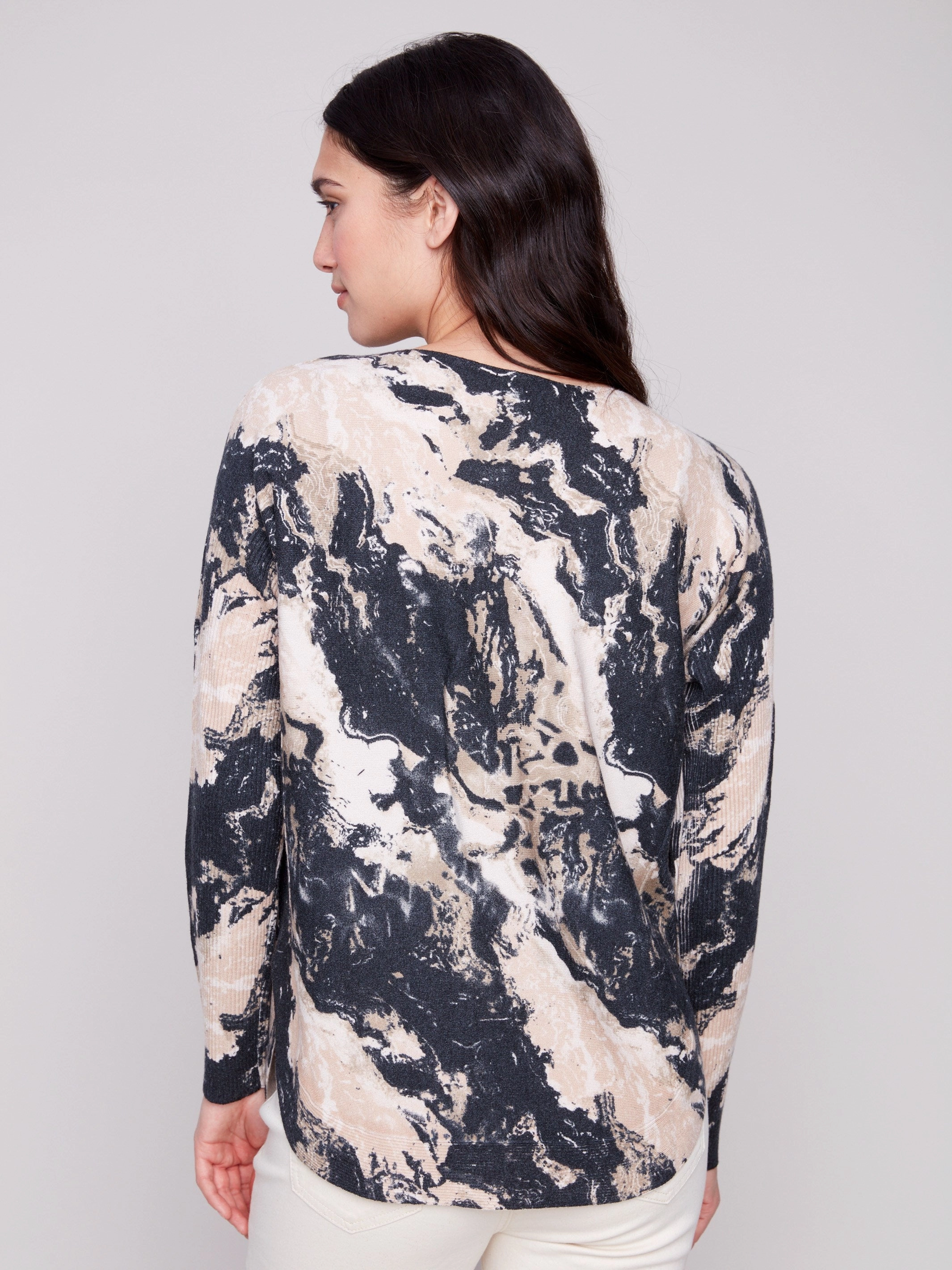 Printed Rounded Hem Sweater - Granite Zipped closure
