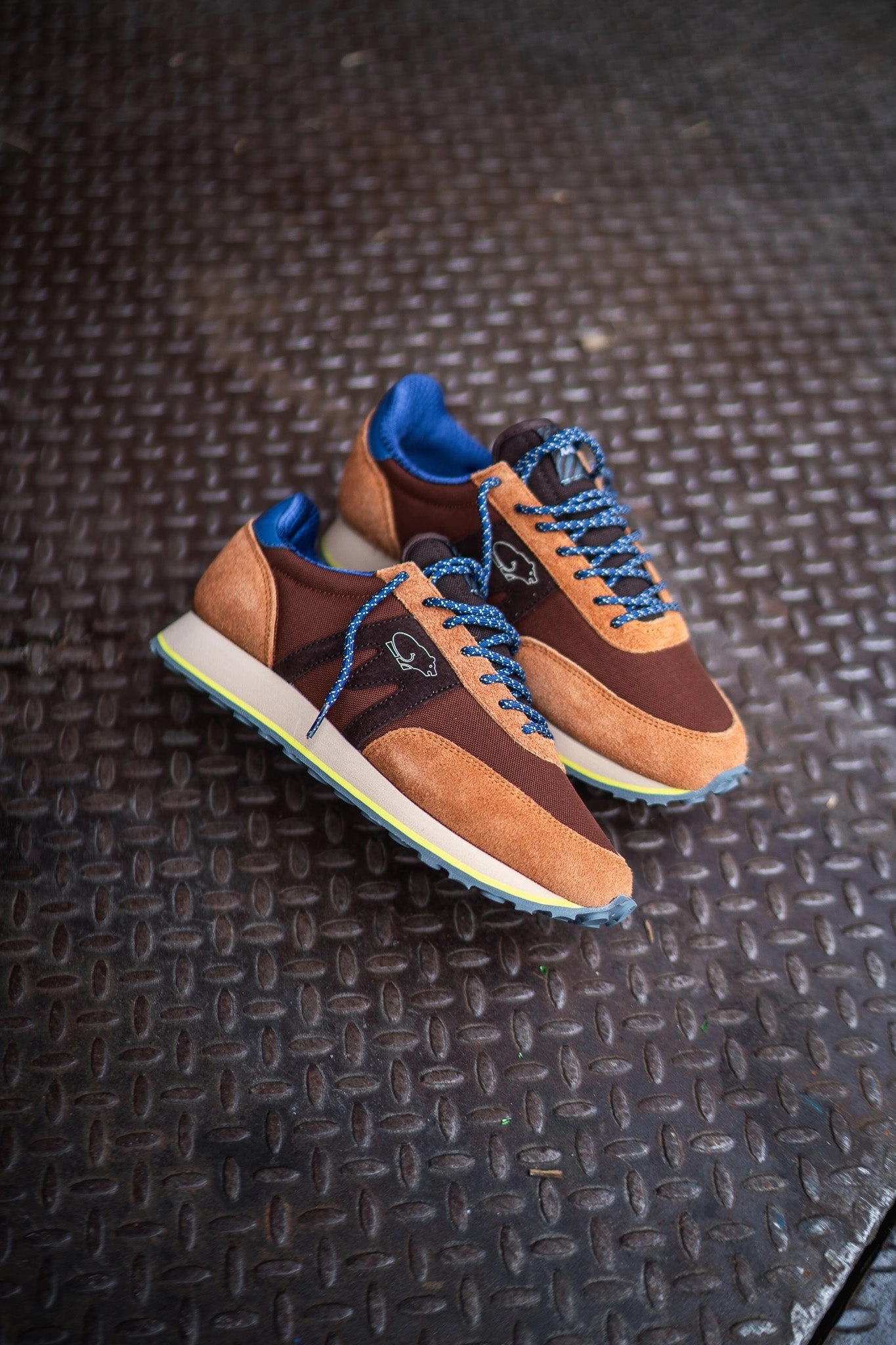 Exercise Daily Karhu Albatross Control (Brown Sugar/Java)
