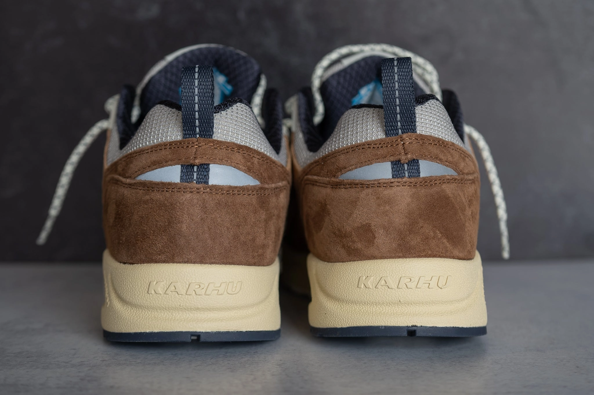 Karhu Fusion 2.0 (Cadmium Orange) Smart Fit