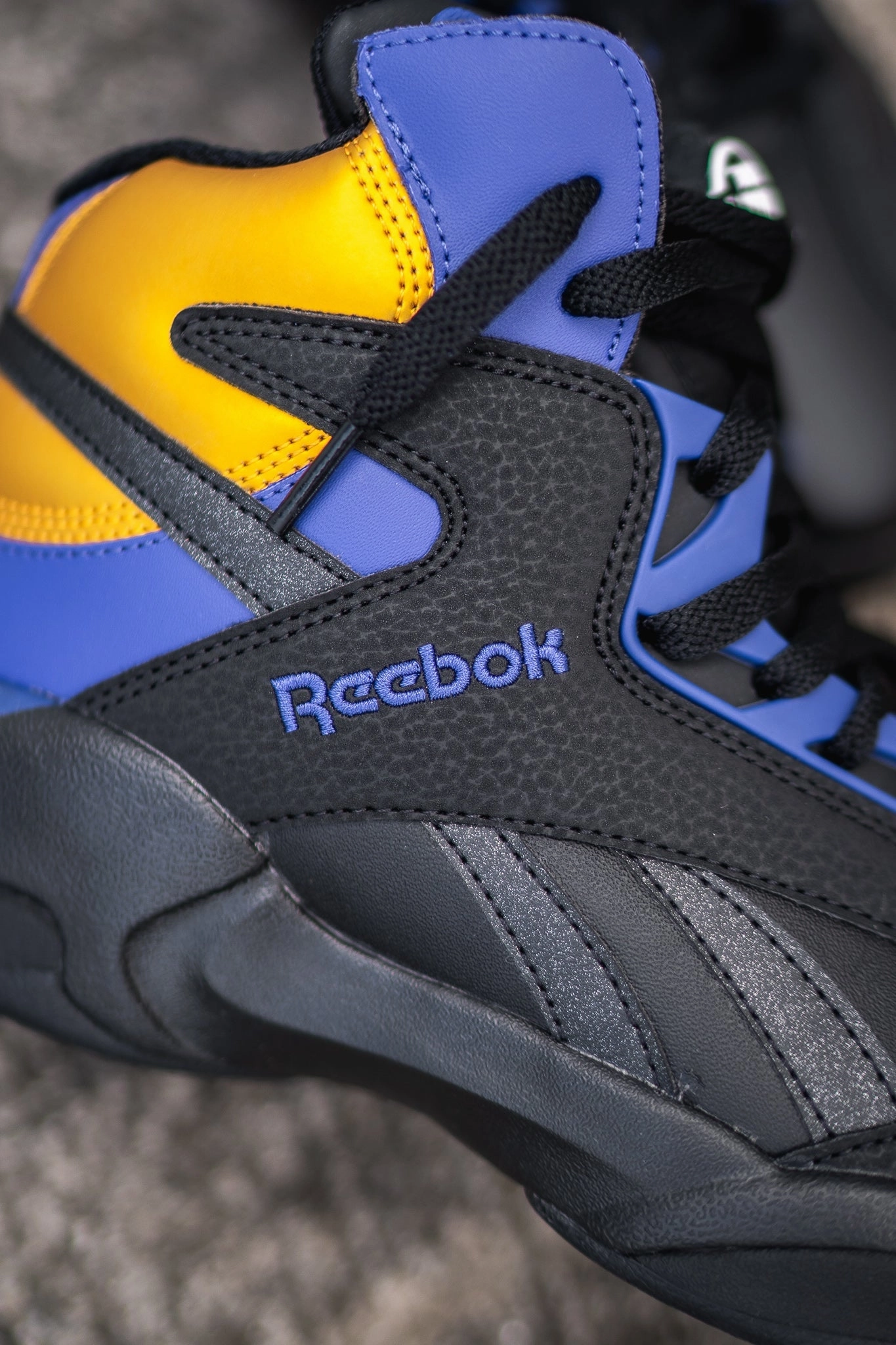 Waterproof Barrier Tech Reebok Shaq Attaq (Laker)