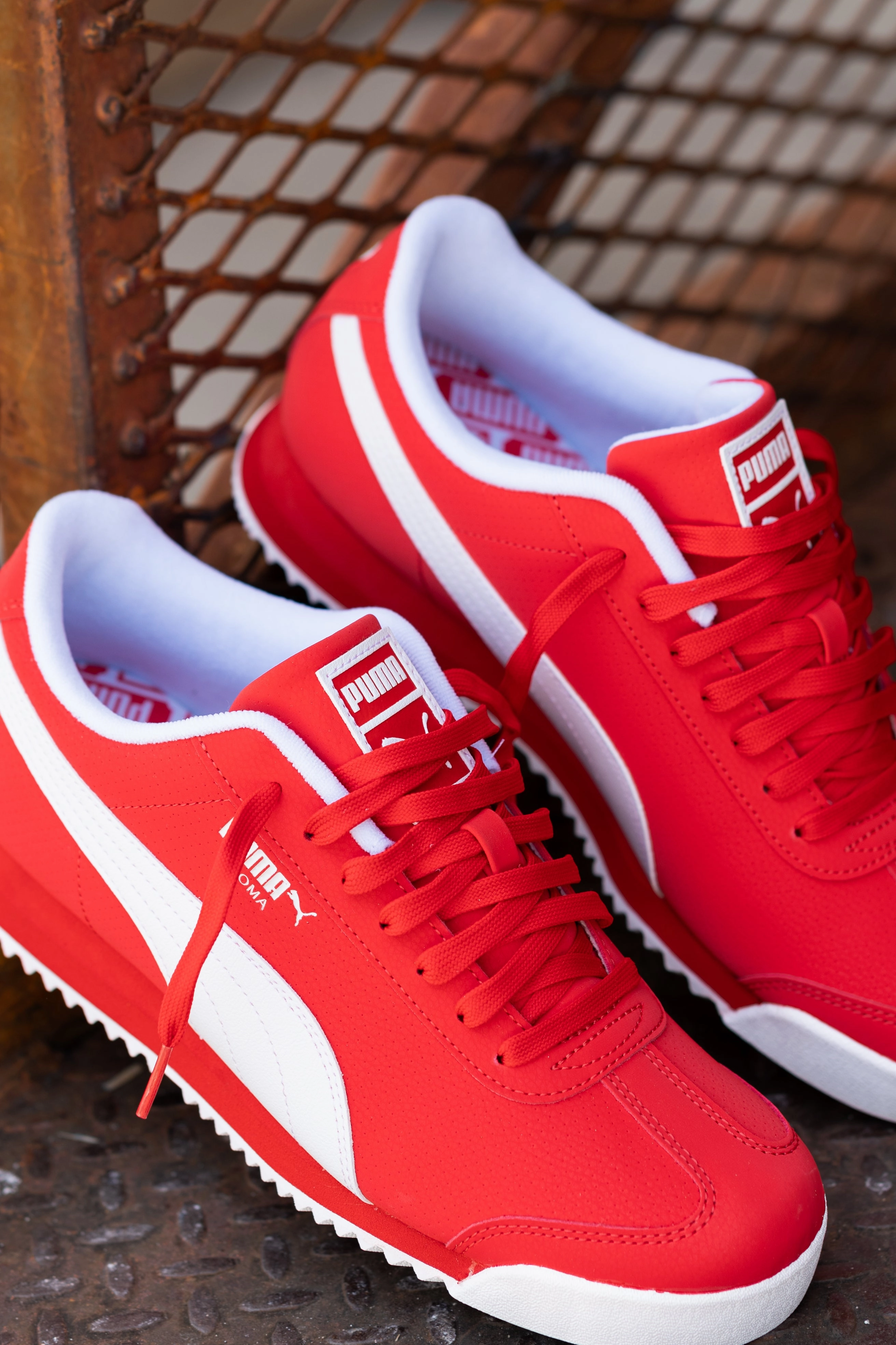 Secure Sole Reinforced Eyelet Construction Mens Puma Roma 24 Reversed (For All Time Red/Puma White)