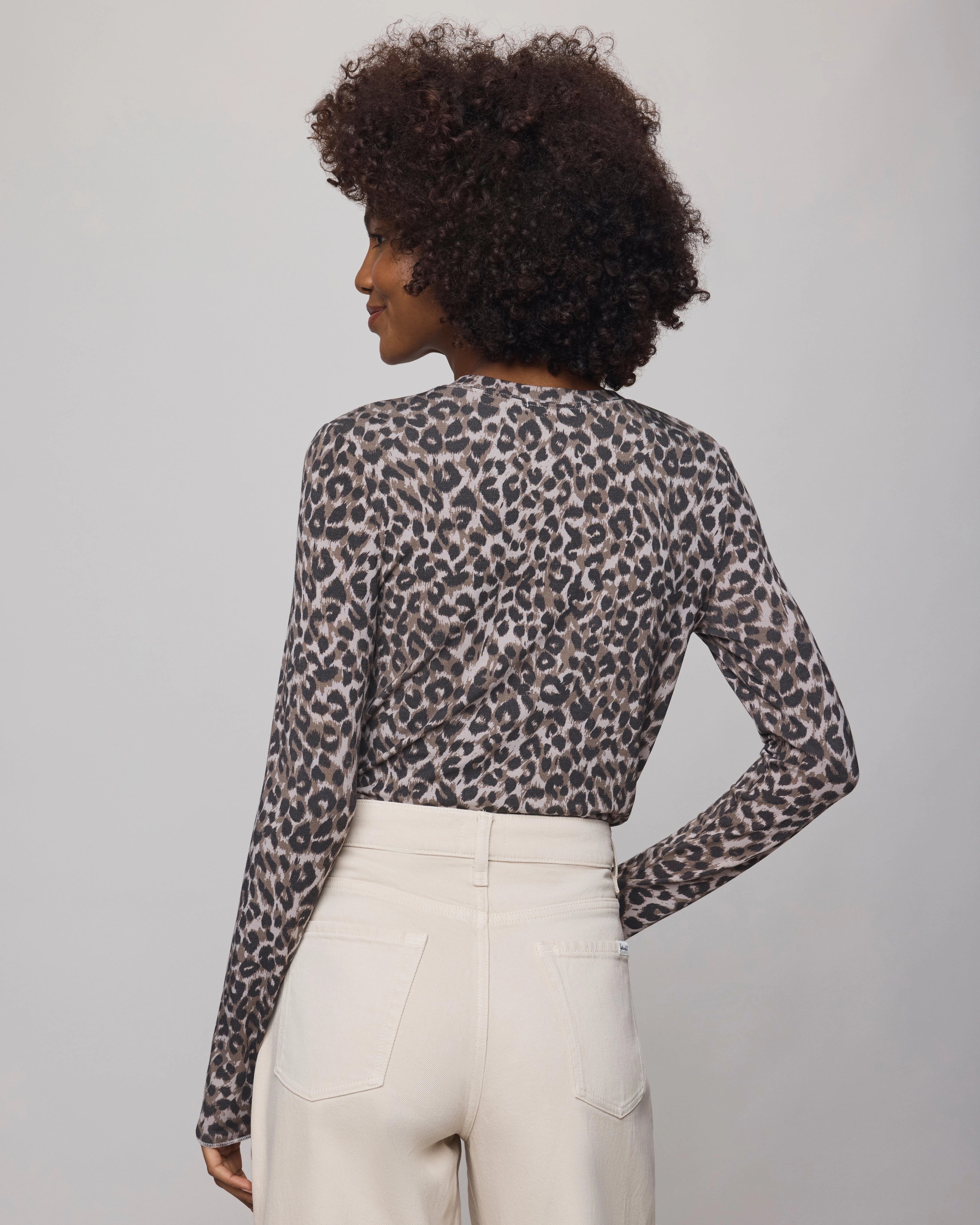 Hero Tale LEOPARD PRINT BAMBOO LONG SLEEVE TEE