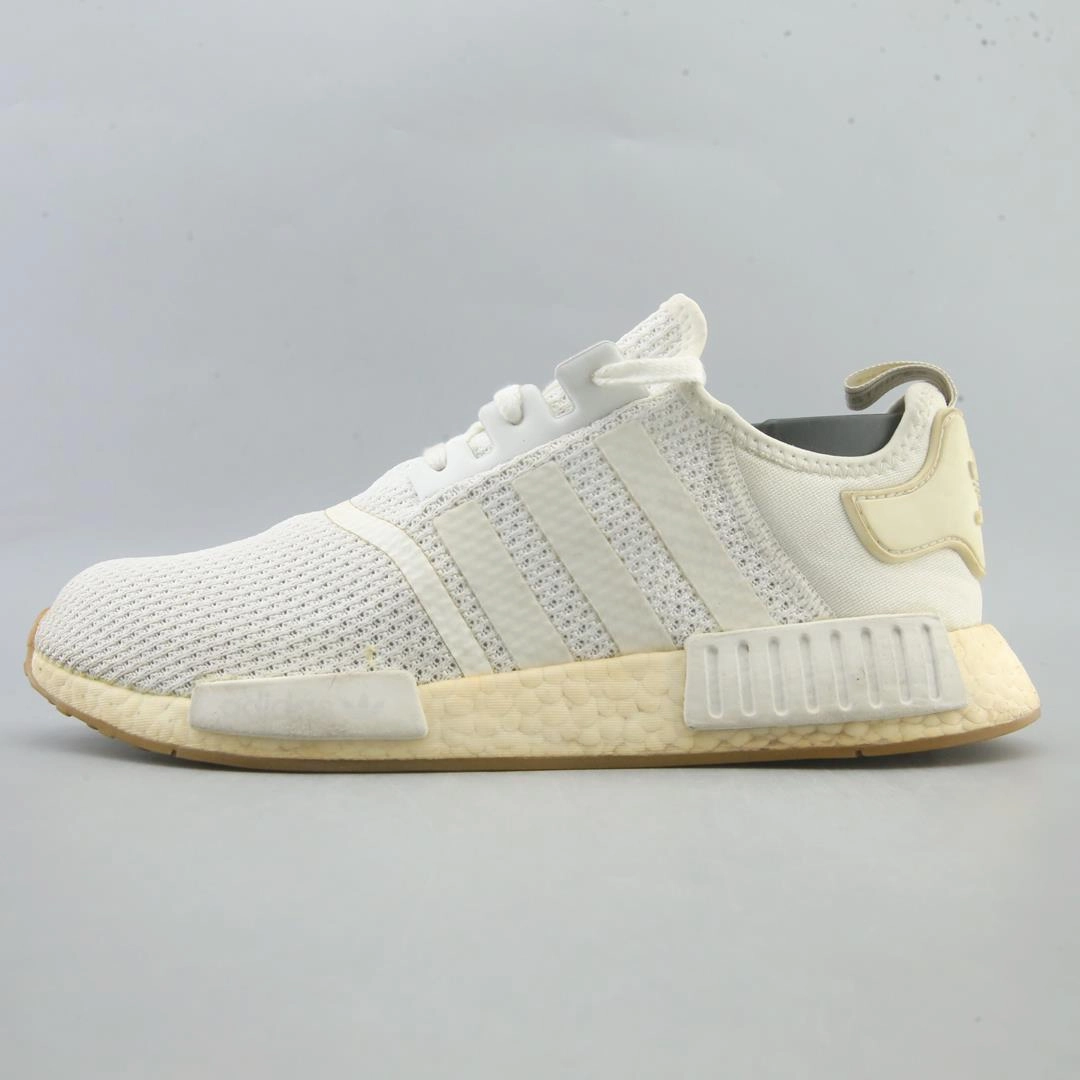 Distance Tracking Bouncy Long Distance Cushioning ADIDAS NMD R1
