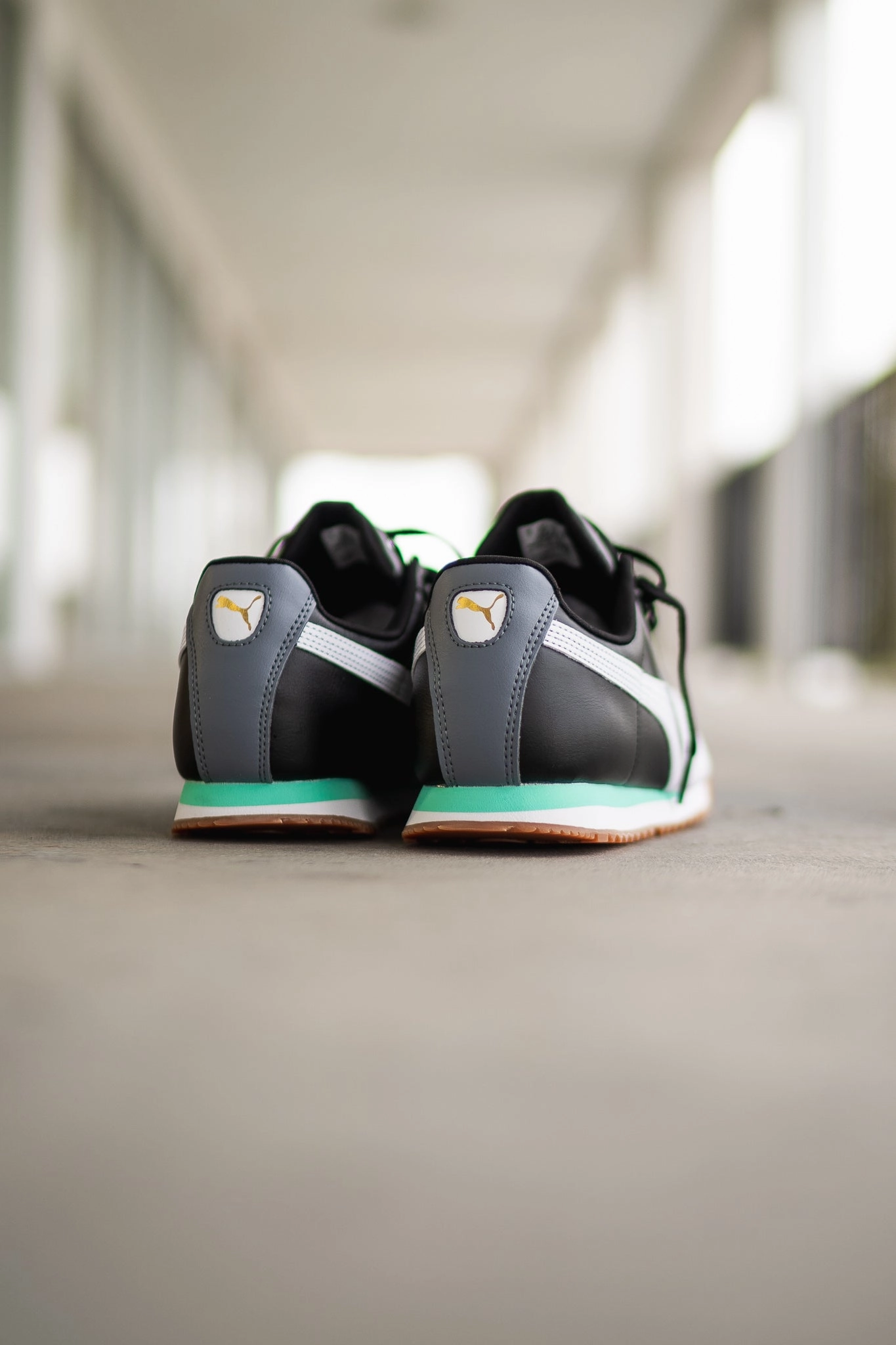 Durable Outsole Cycling Comfort Men's Puma Roma Basic (Black/White/Mint)