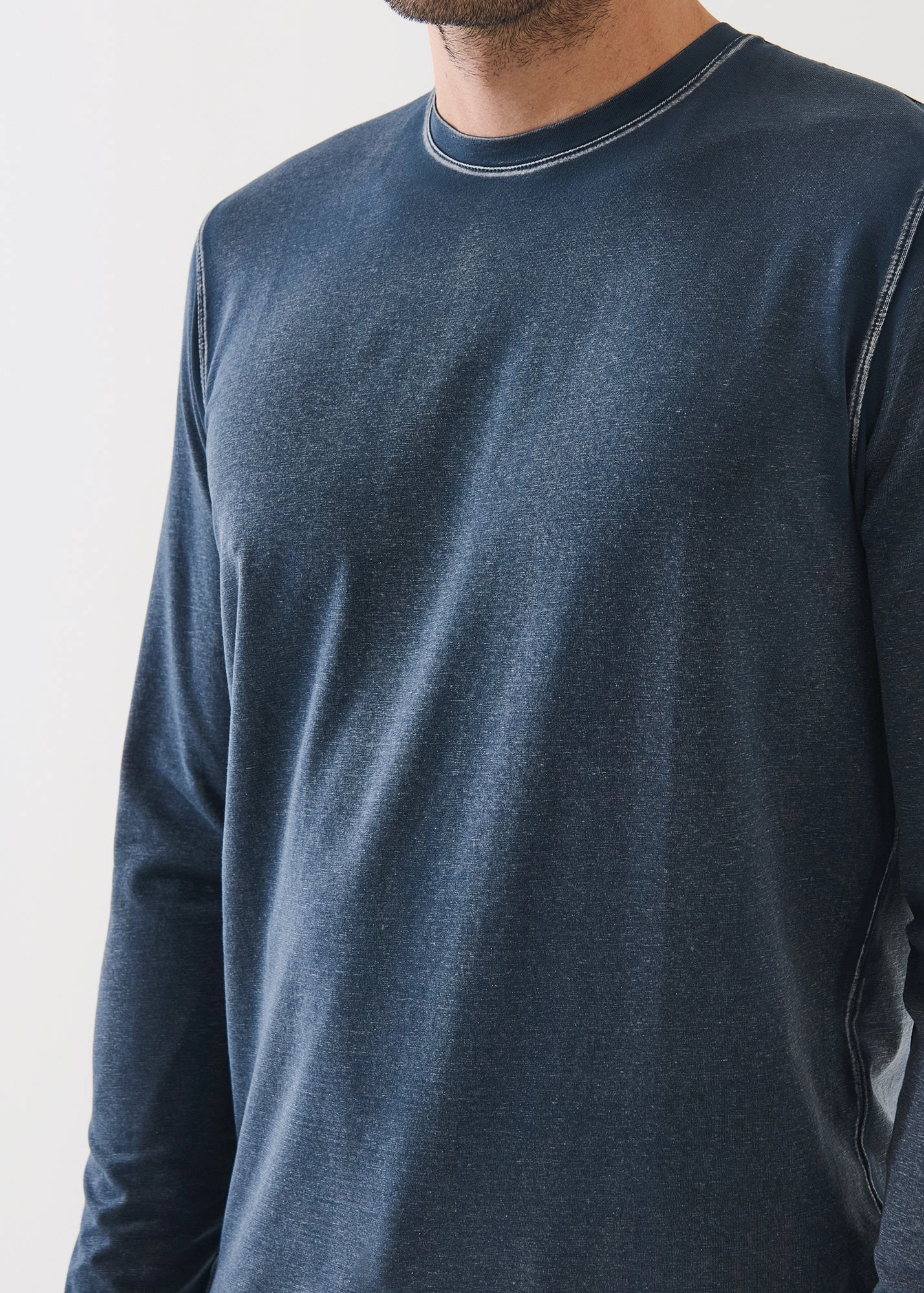 Activewear Sophisticated Style LONG SLEEVE PIMA VINTAGE CREW TEE