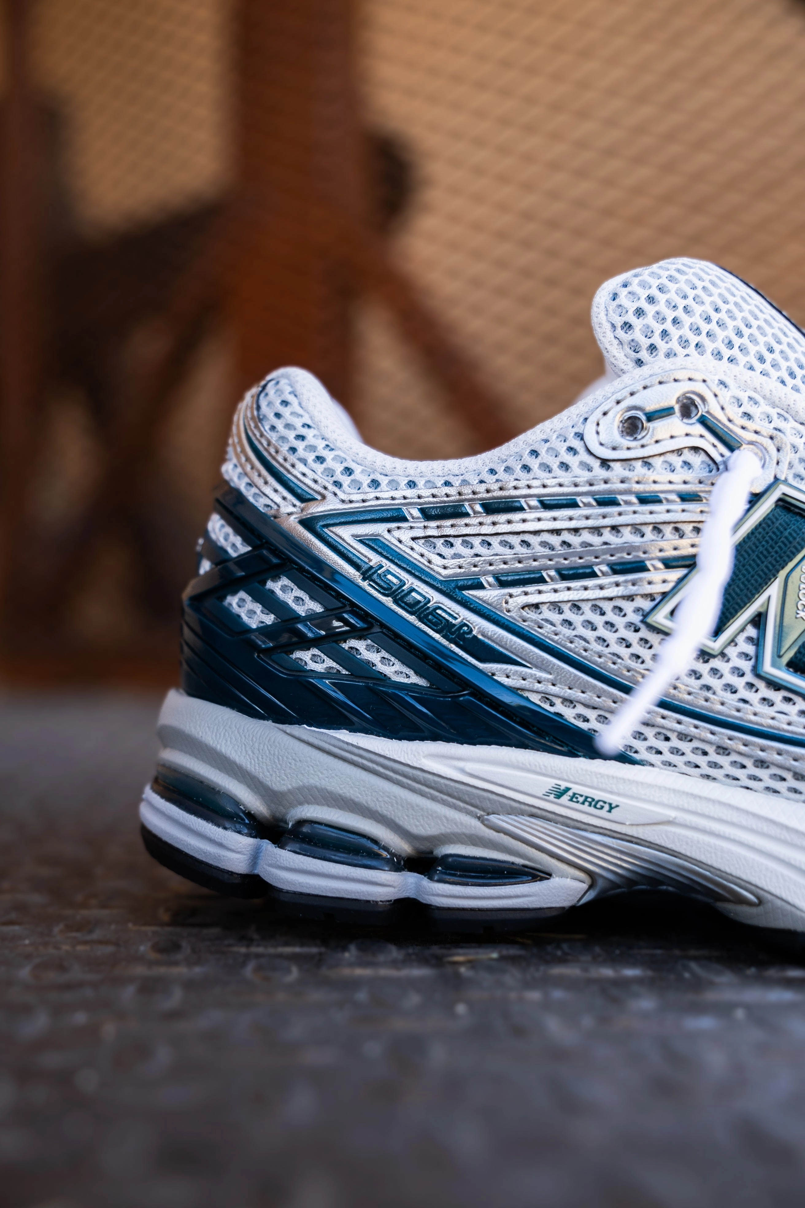 Mens New Balance 1906R (Metallic Silver/Deep Ocean) - U1906RCE lightweight foam Low   Top Style