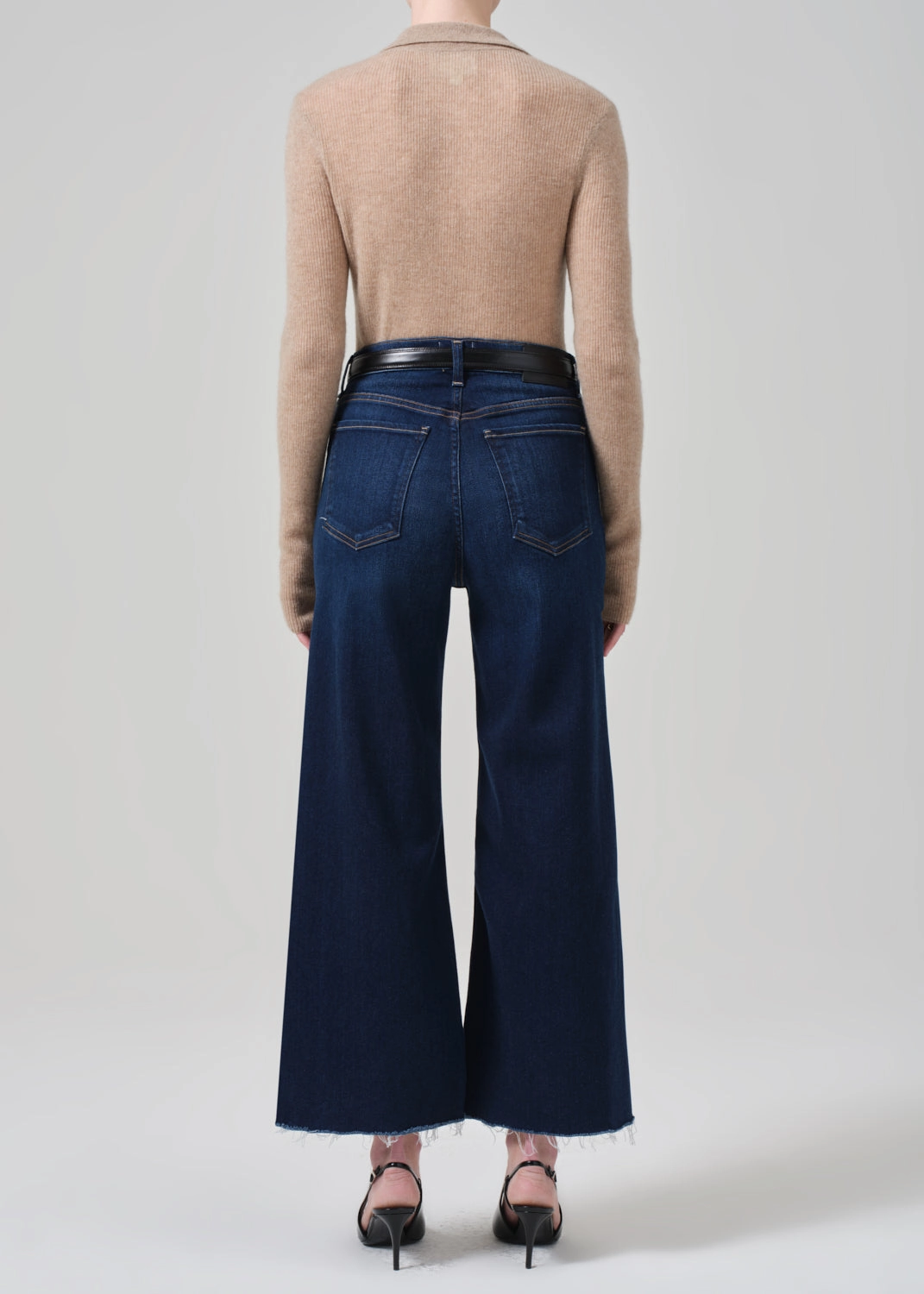 Breathable Minimalist LYRA WIDE LEG CROP IN LOTUS