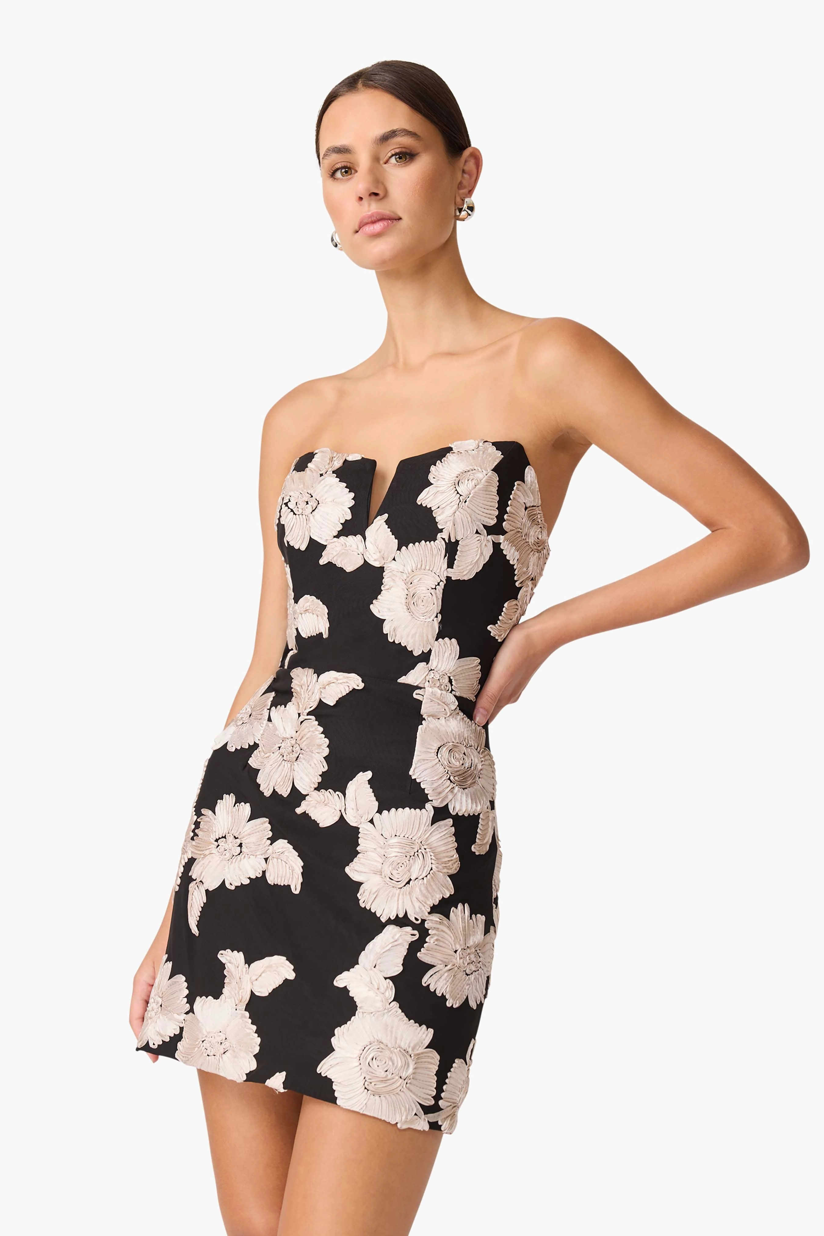 Linen-Blend Lightweight-Structure Margaux Strapless Mini Dress in Black & Gold Floral