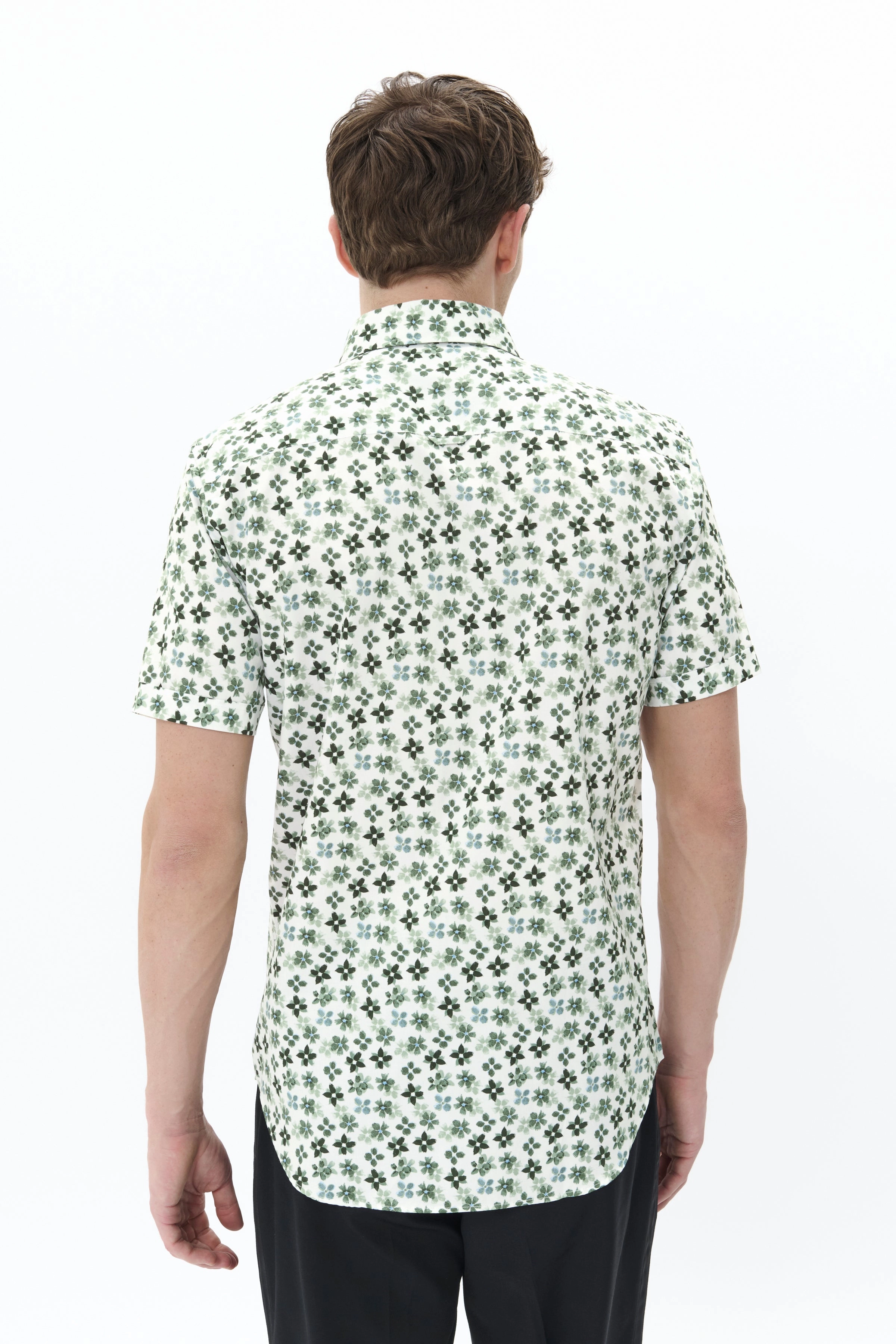 Grid Back Panel NonRestrictiveCollar MATROSTOL SHORT SLEEVE BUTTON UP SHIRT