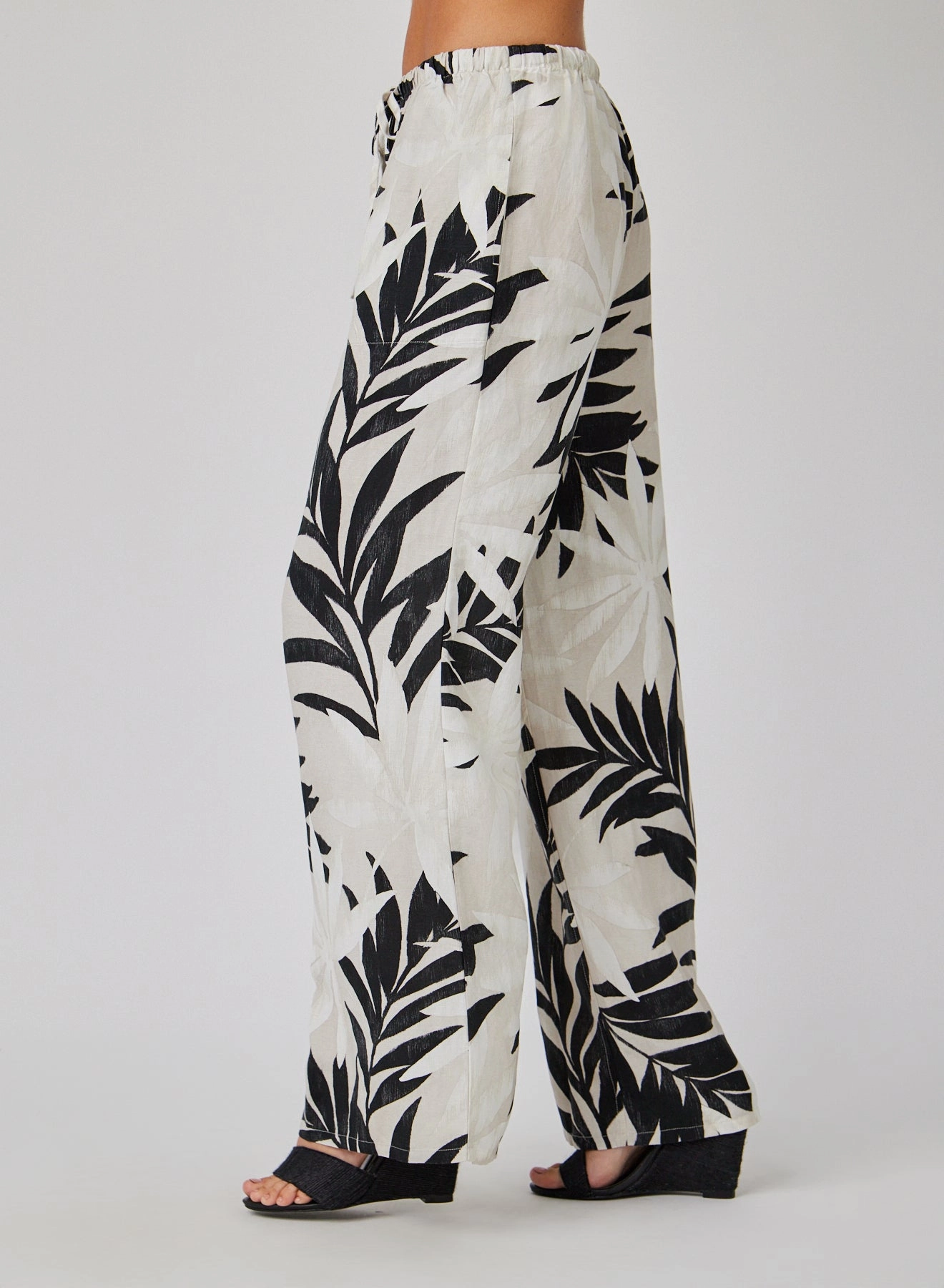 MAUI PALM PRINT WIDE LEG DRAWSTRING PANT Casual Shirt
