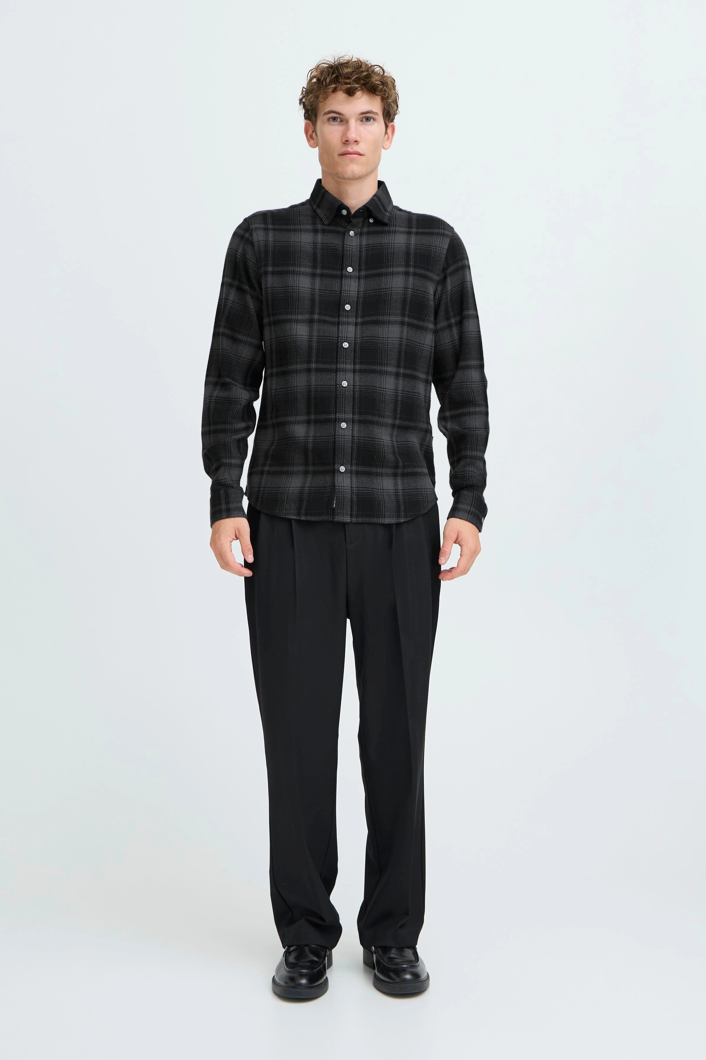 SIGVARD CHECKED SHIRT Breezy Comfort Vision Glow