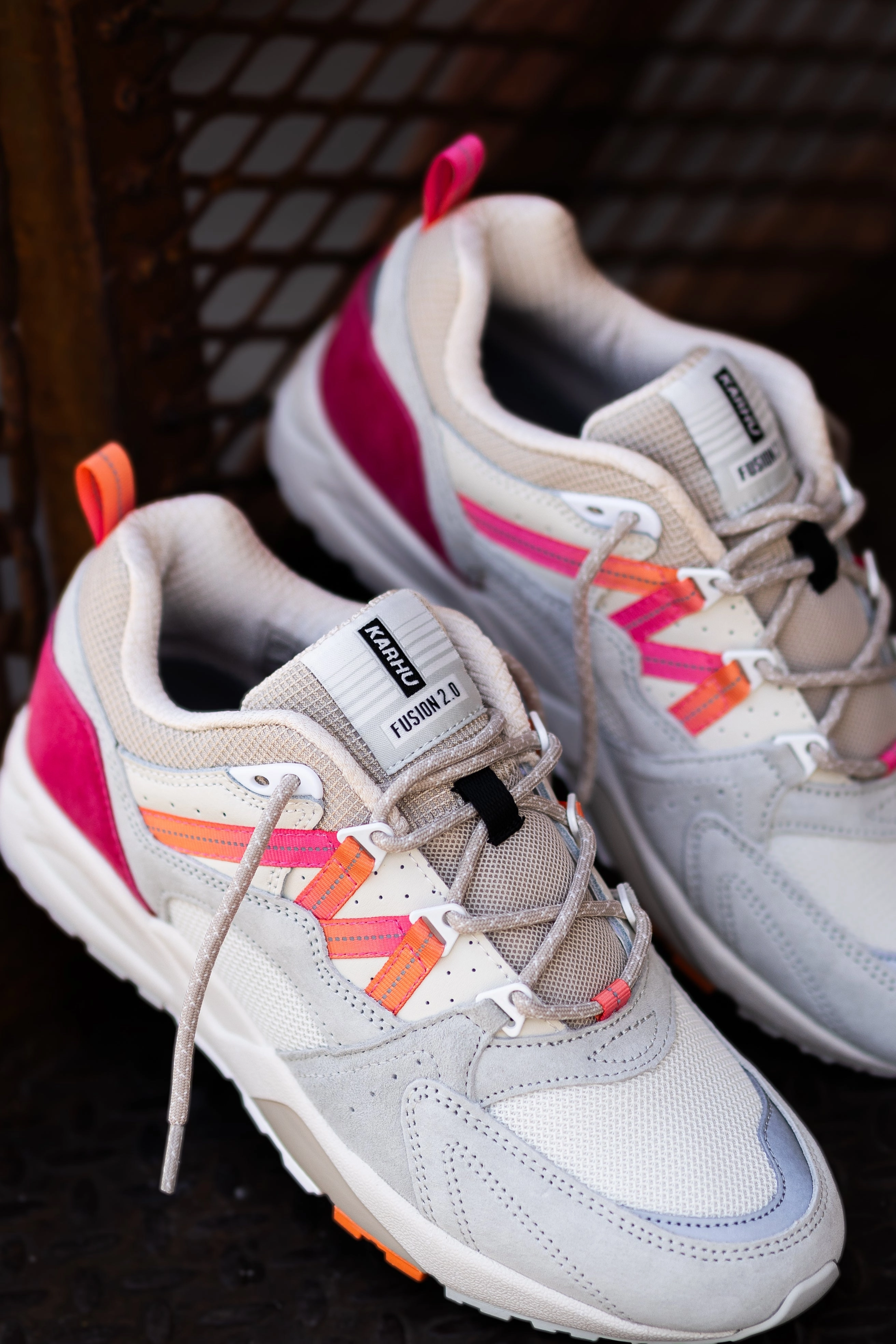 Style Lovers Men's Karhu Fusion 2.0 (Foggy Dew/Hot Pink)