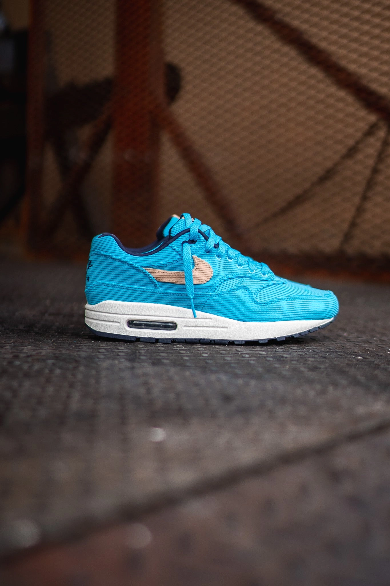 Men's Nike Air Max 1 PRM (Baltic Blue) Lightweight EVA Foam Design Every Scene