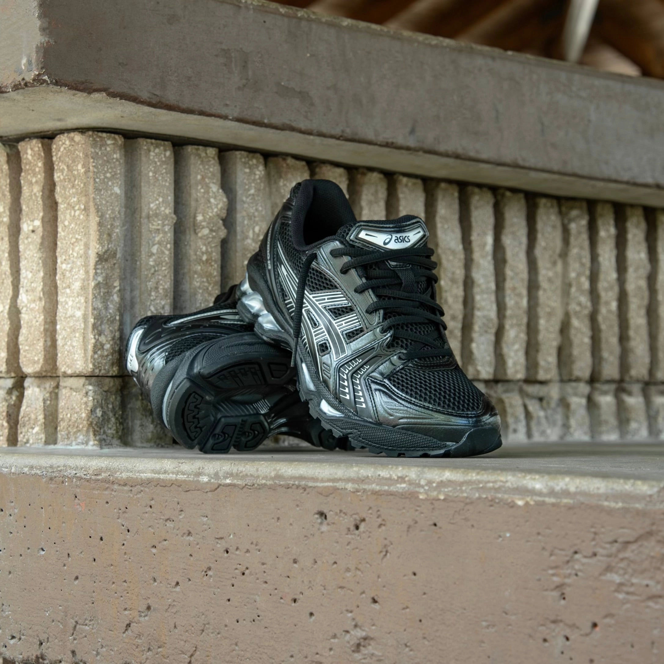 Mens Asics Gel-Kayano 14 (Black/Pure Silver) Pressure Zone Mapping Textured Surface