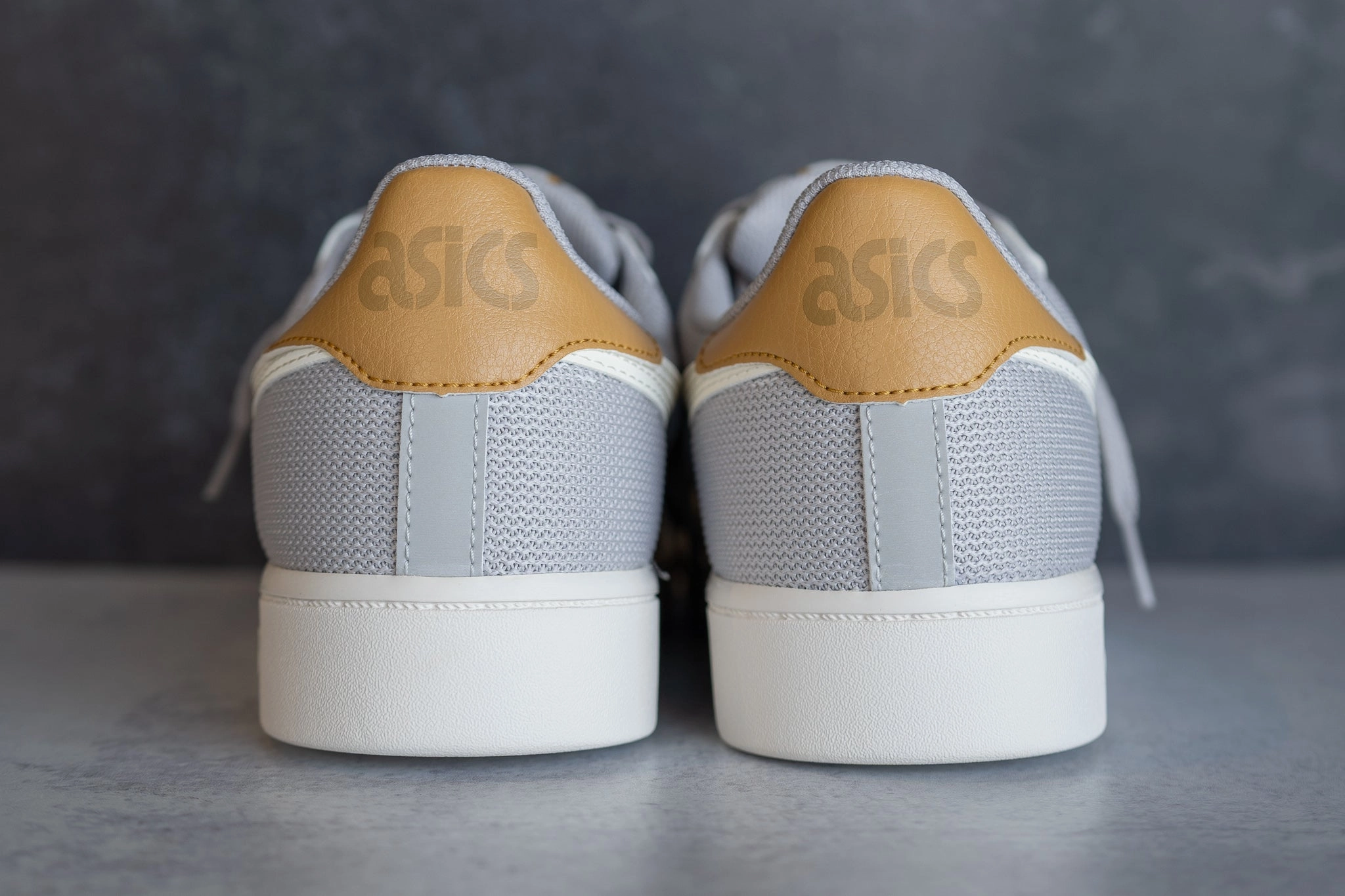 Mens Asics Japan S (Oyster Grey/Birch) Maximum look All Day Pace