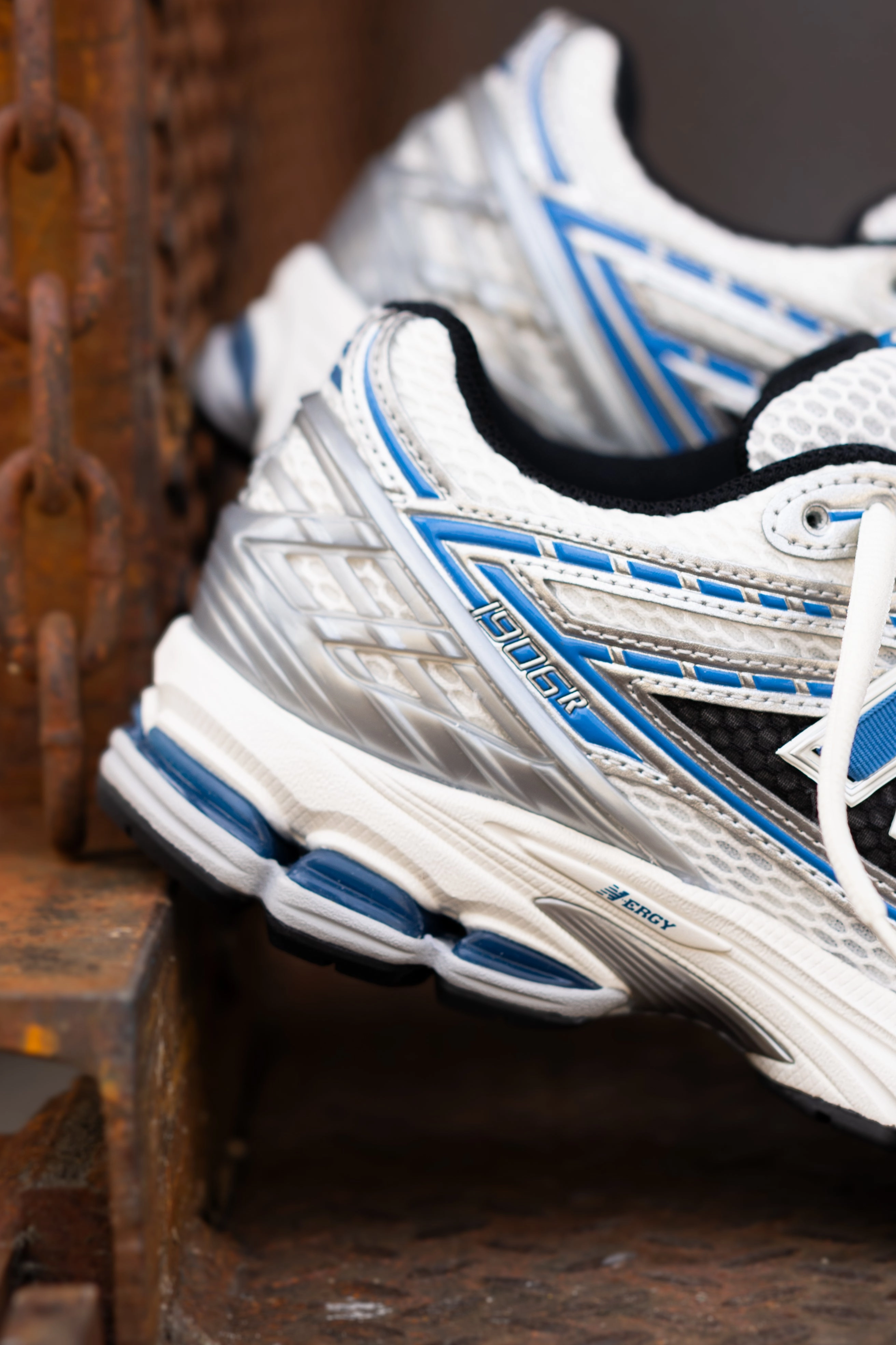 Anti Fatigue Mens New Balance 1906R (Grey/Blue) - M1906REB