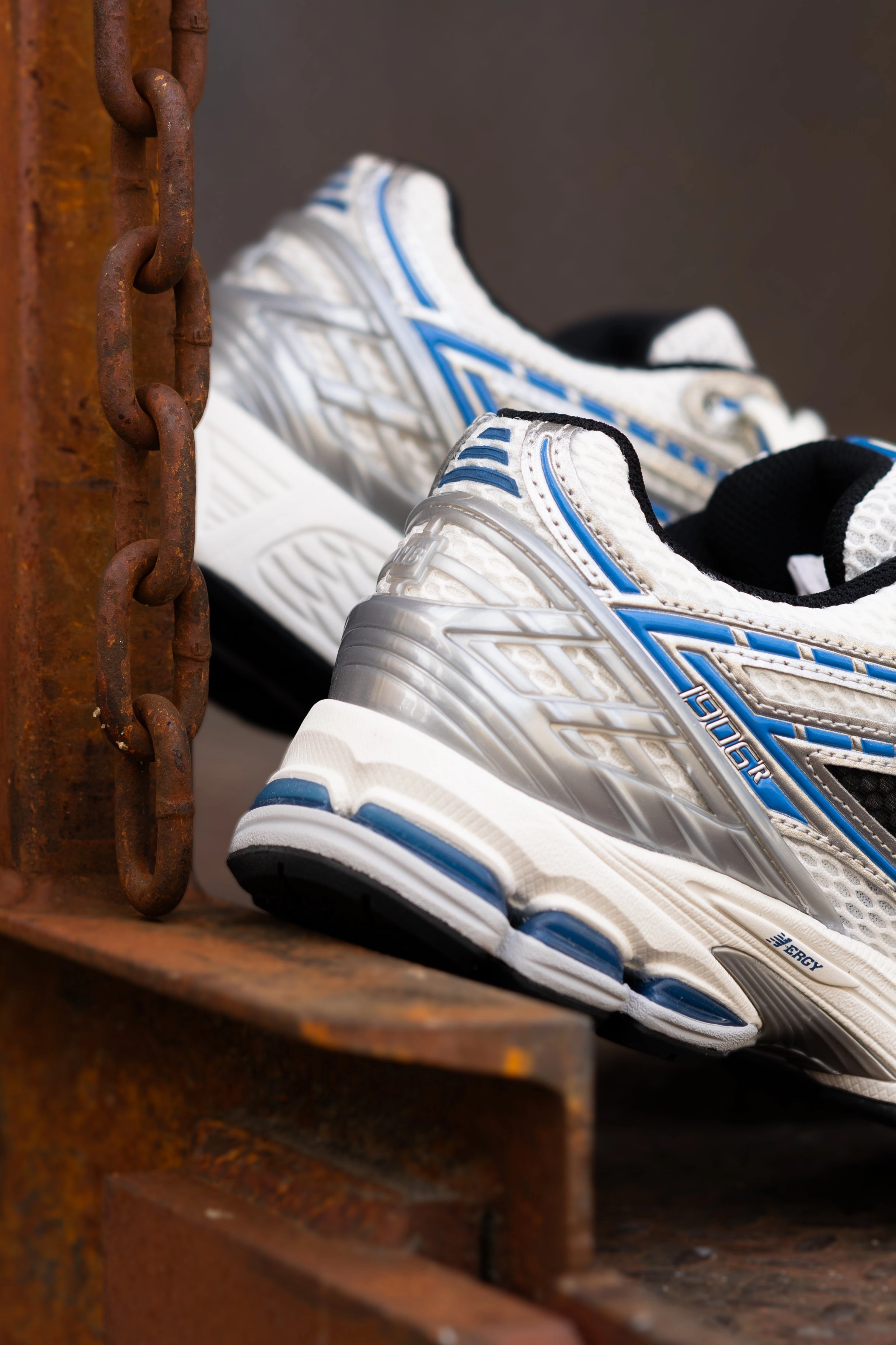 Smooth Balance TPR Outsole Mens New Balance 1906R (Grey/Blue) - M1906REB