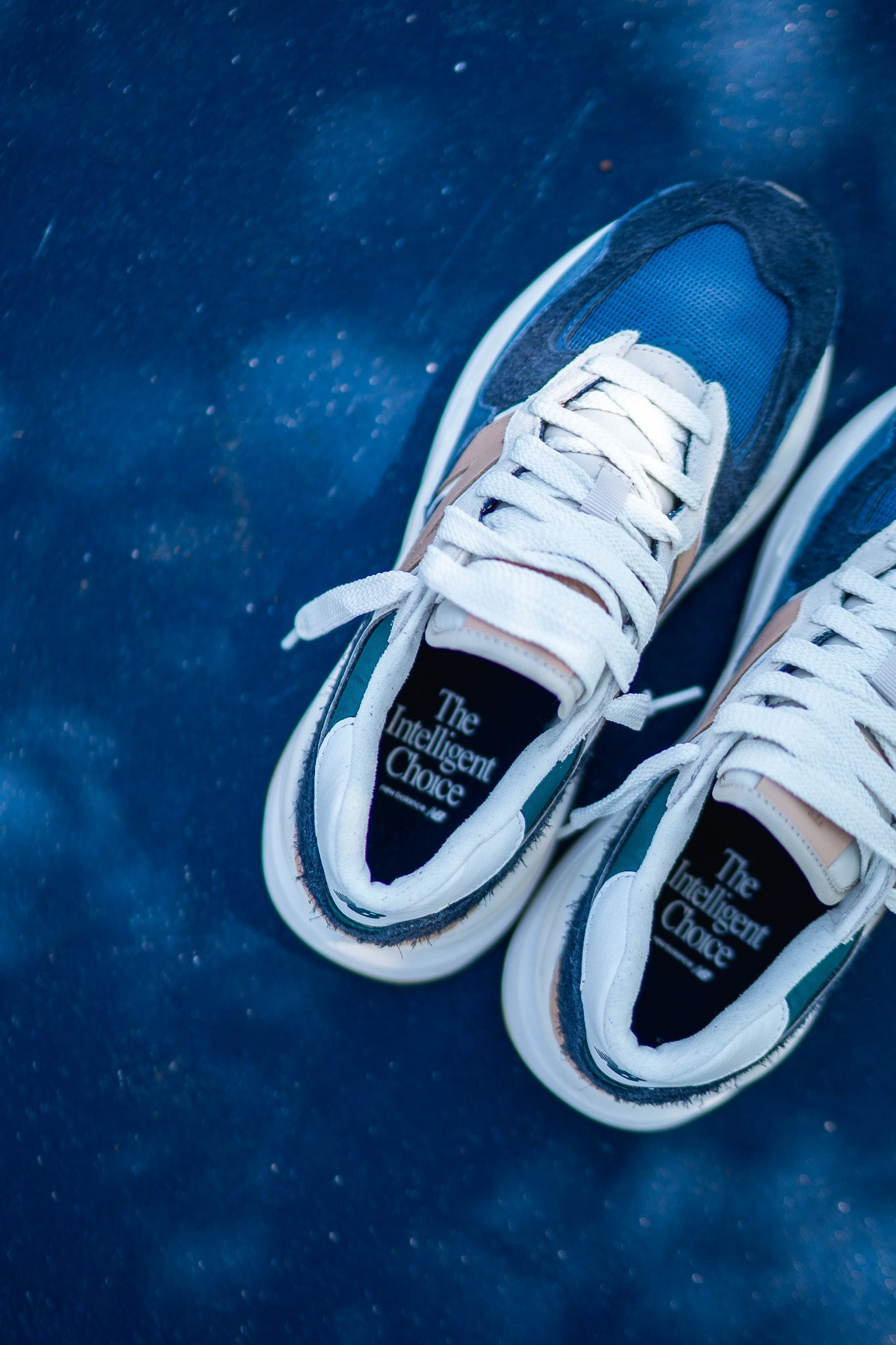 Mens New Balance 57/40 (Peacoat/Sand) - M5740CCA Breath Points Unbeatable fit