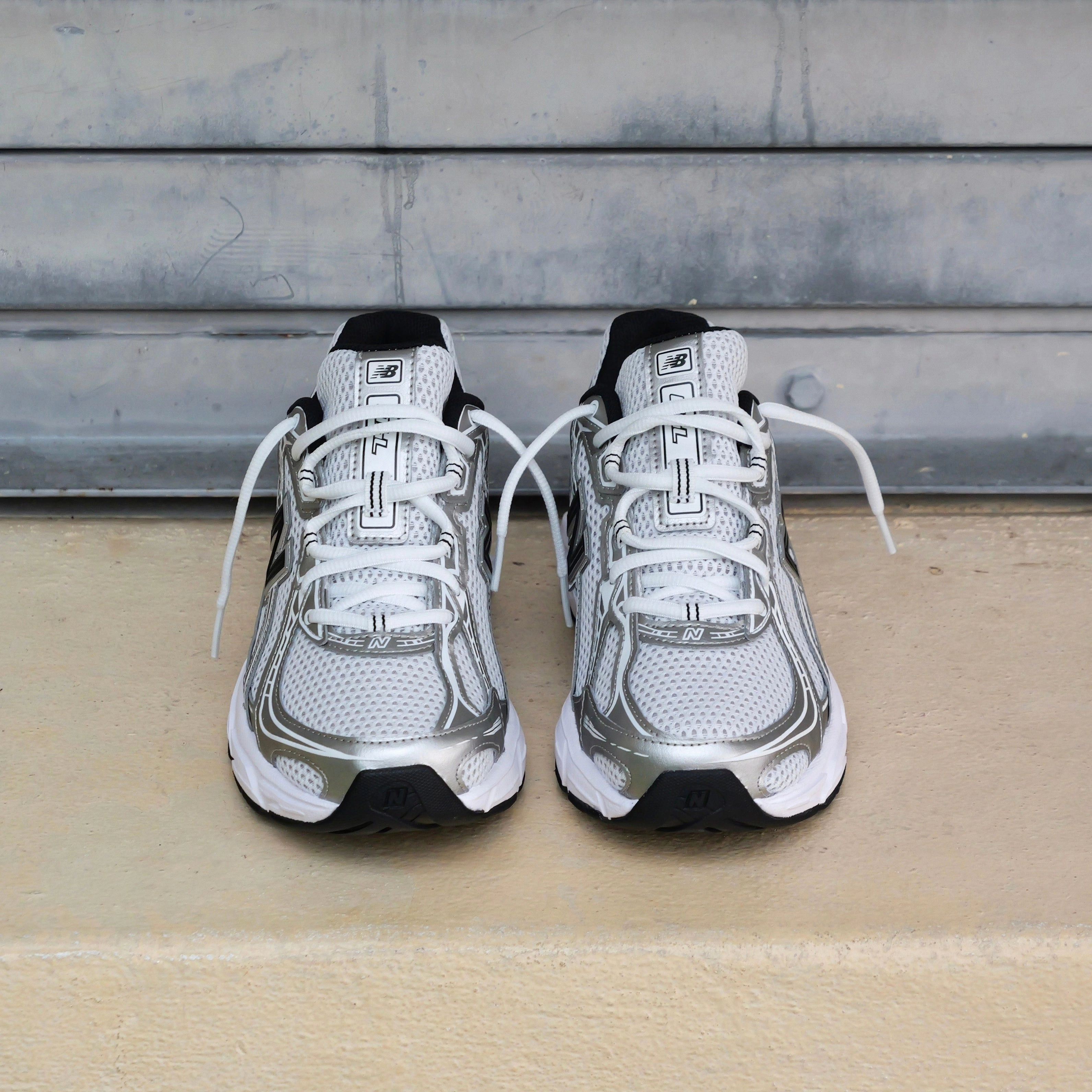 Mens New Balance 740 (White/Silver Metallic/Black) - U740NW2 Stretch Entry Eco Friendly Foam