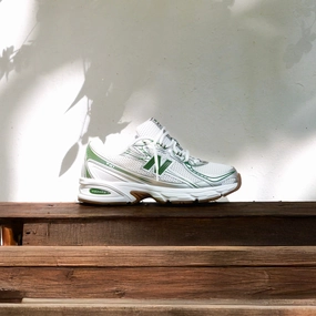 Mens New Balance 740SF2 (Metallic Silver/Green) Responsive Movement Abrasion Resistant Fabric