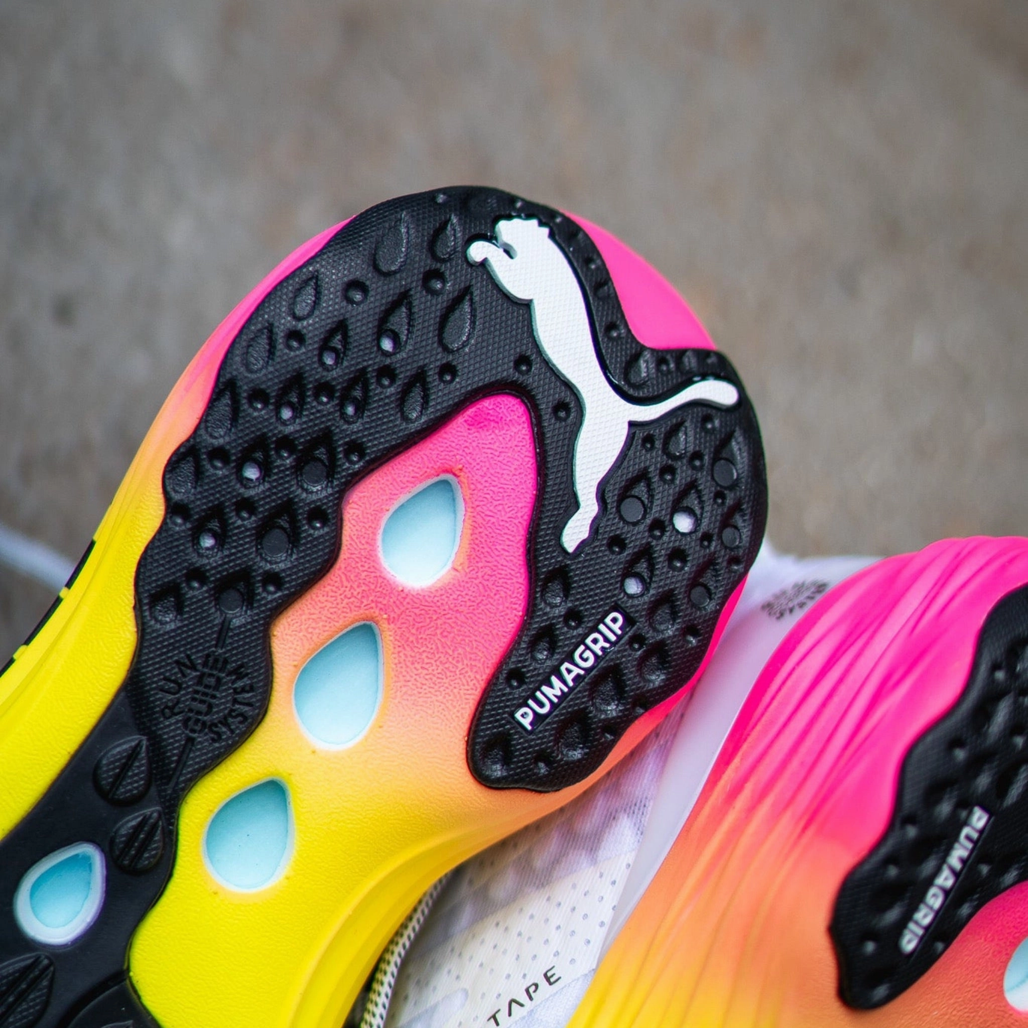 Lightweight Cushion Extended Width Options Mens Puma ForeverRUN Nitro Futrograde (White/Gecko Green)