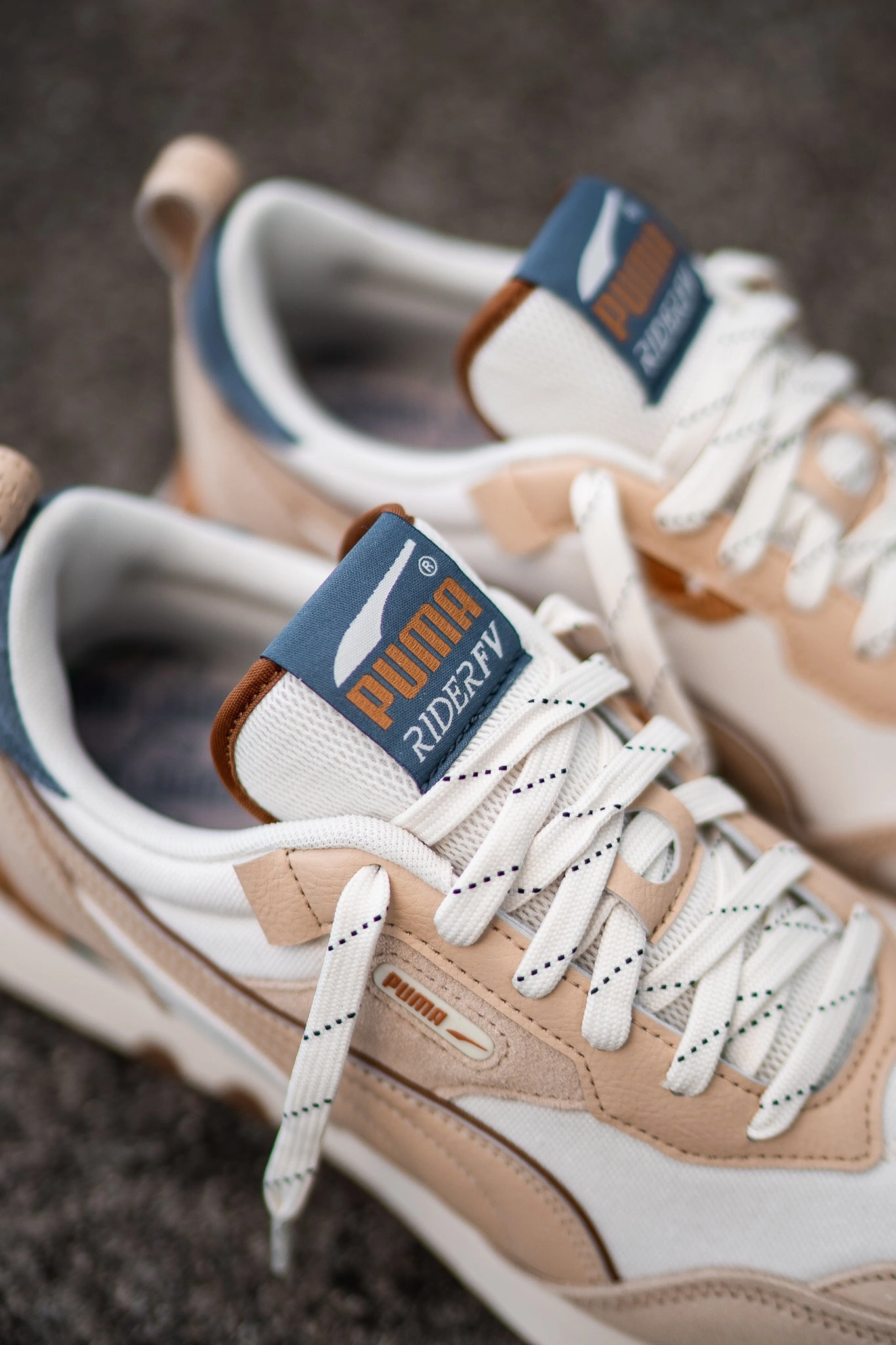 Mens Puma Rider Future Vintage Safari (Light Sand) Stretch Step