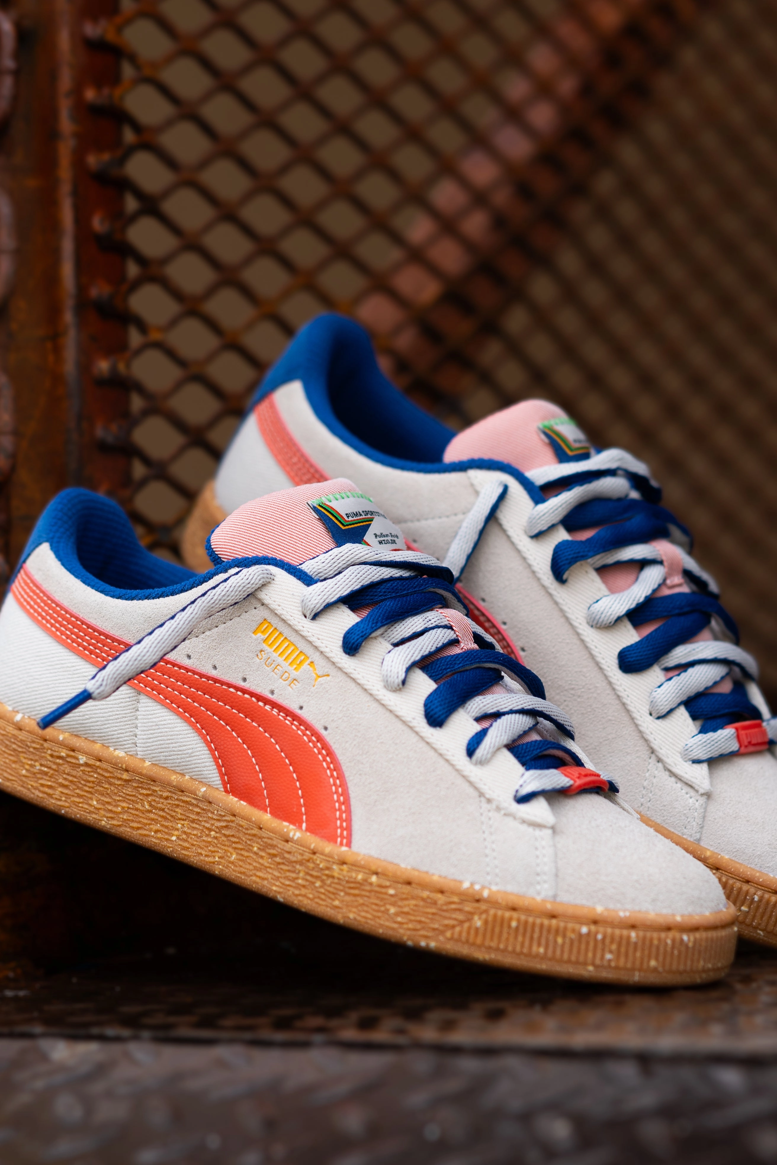 Torsion Control System Total Balance Mens Puma Suede Podium (Alpine Snow/Gum)