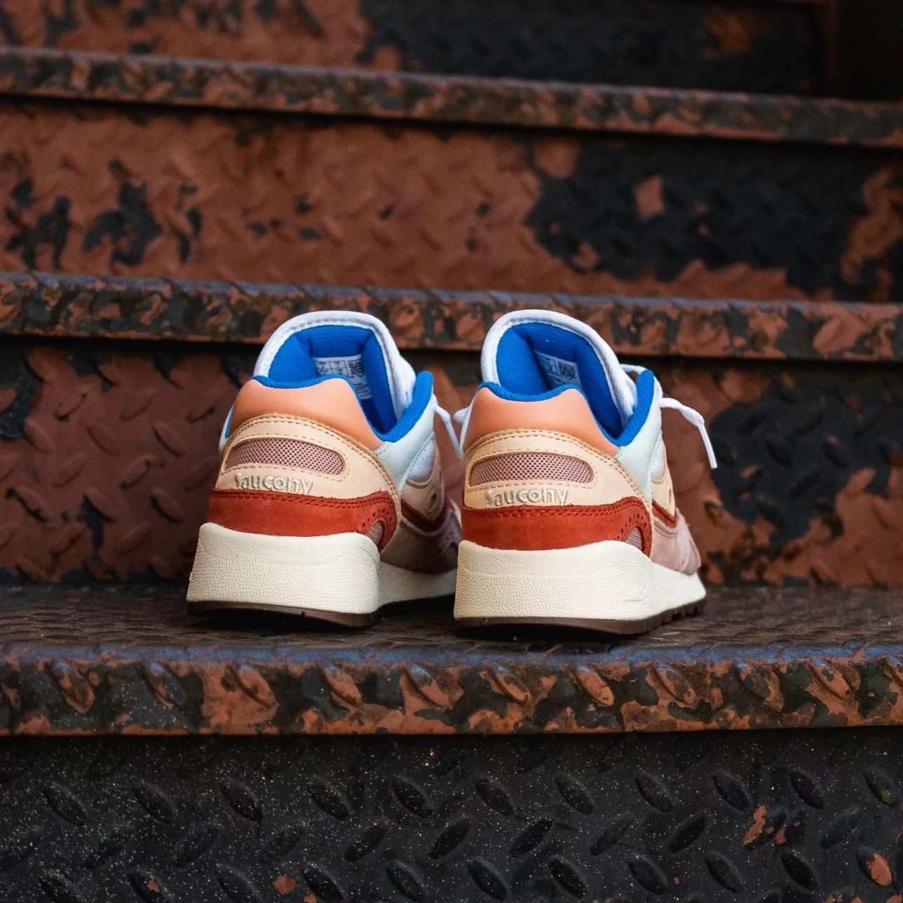 Mens Shadow 6000 Premium (White/Multi) S70816-1 Muscle Friendly Minimalist Design