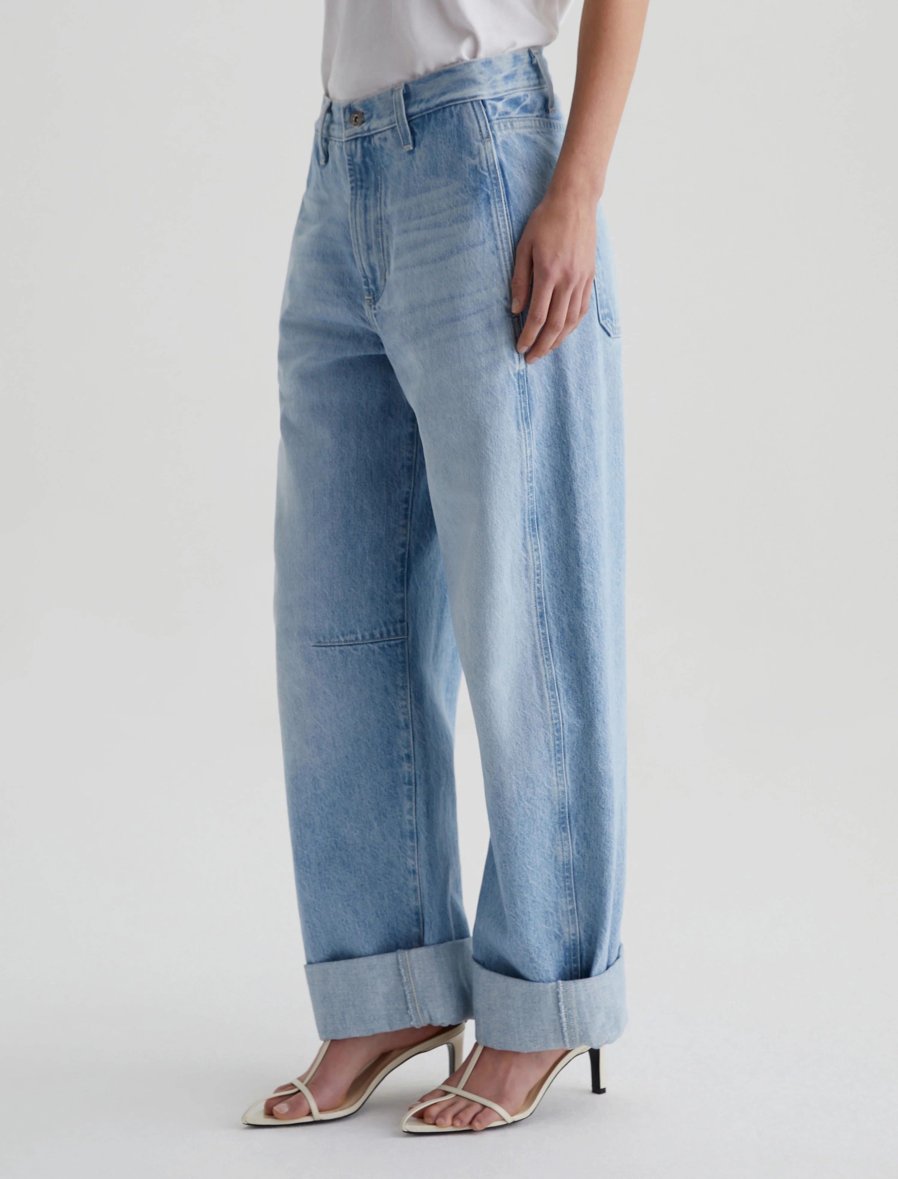 MERCER IN SUNSET BLUES Multi Purpose Pockets Sleek Option