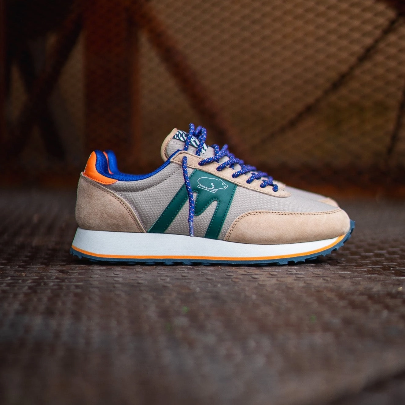 Karhu Albatross Control (Irish Cream/Aventurine) Precision fit Long Day