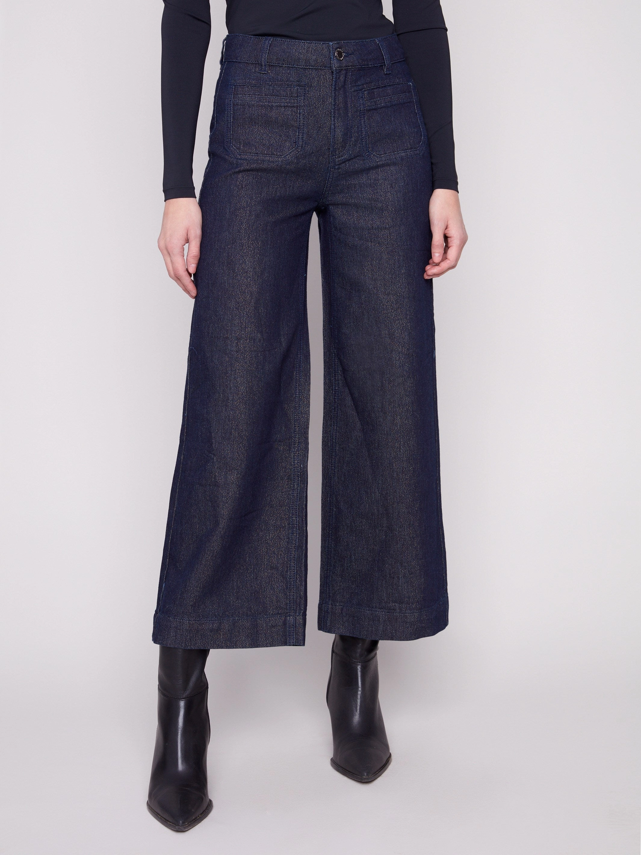 Lightweight Construction Metallic Patch Pocket Flare Jeans - Blue Black